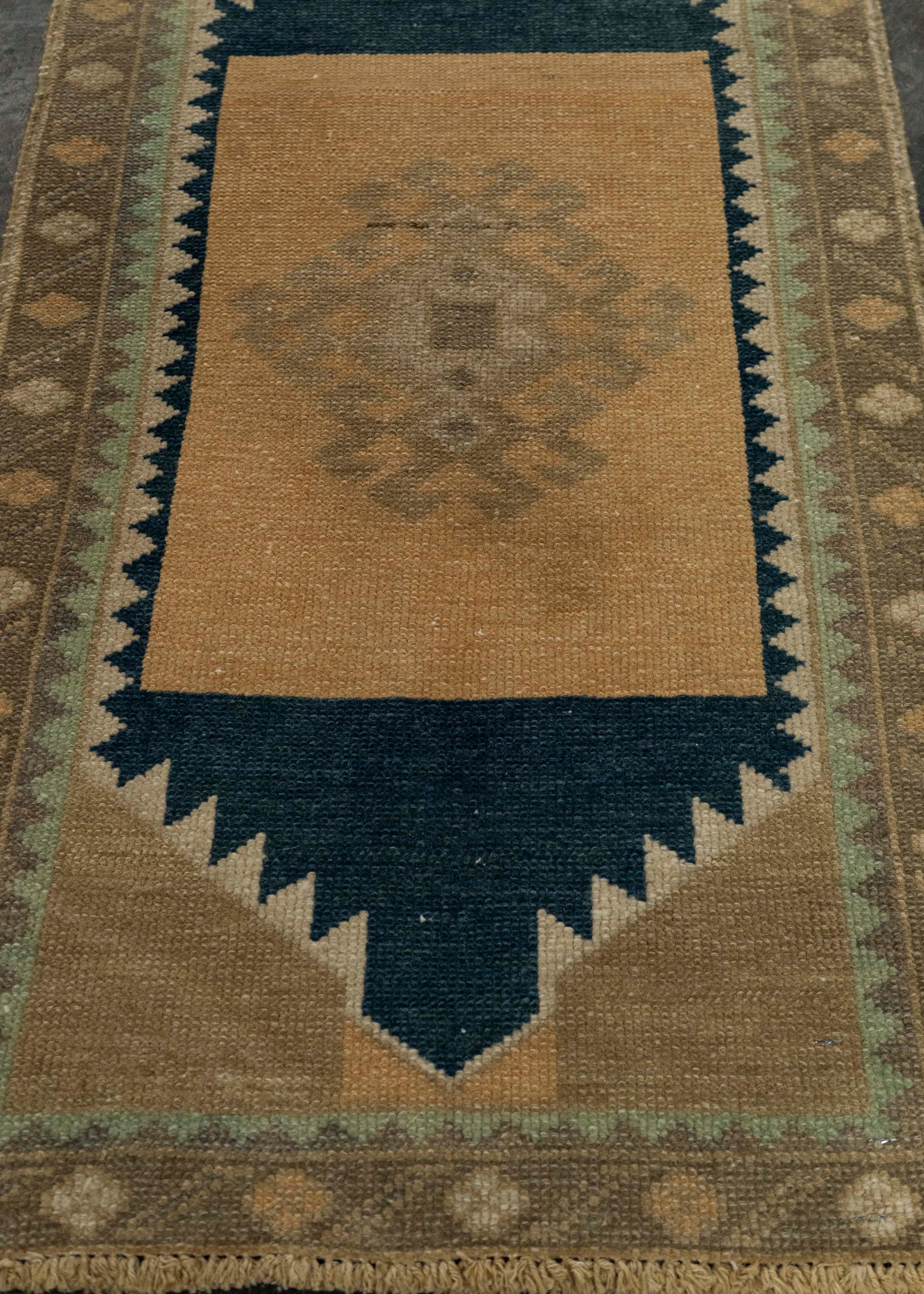 Turkish Mini Rug Oriental Hand Knotted Vintage Rug 1'6" x 2'9" #21219