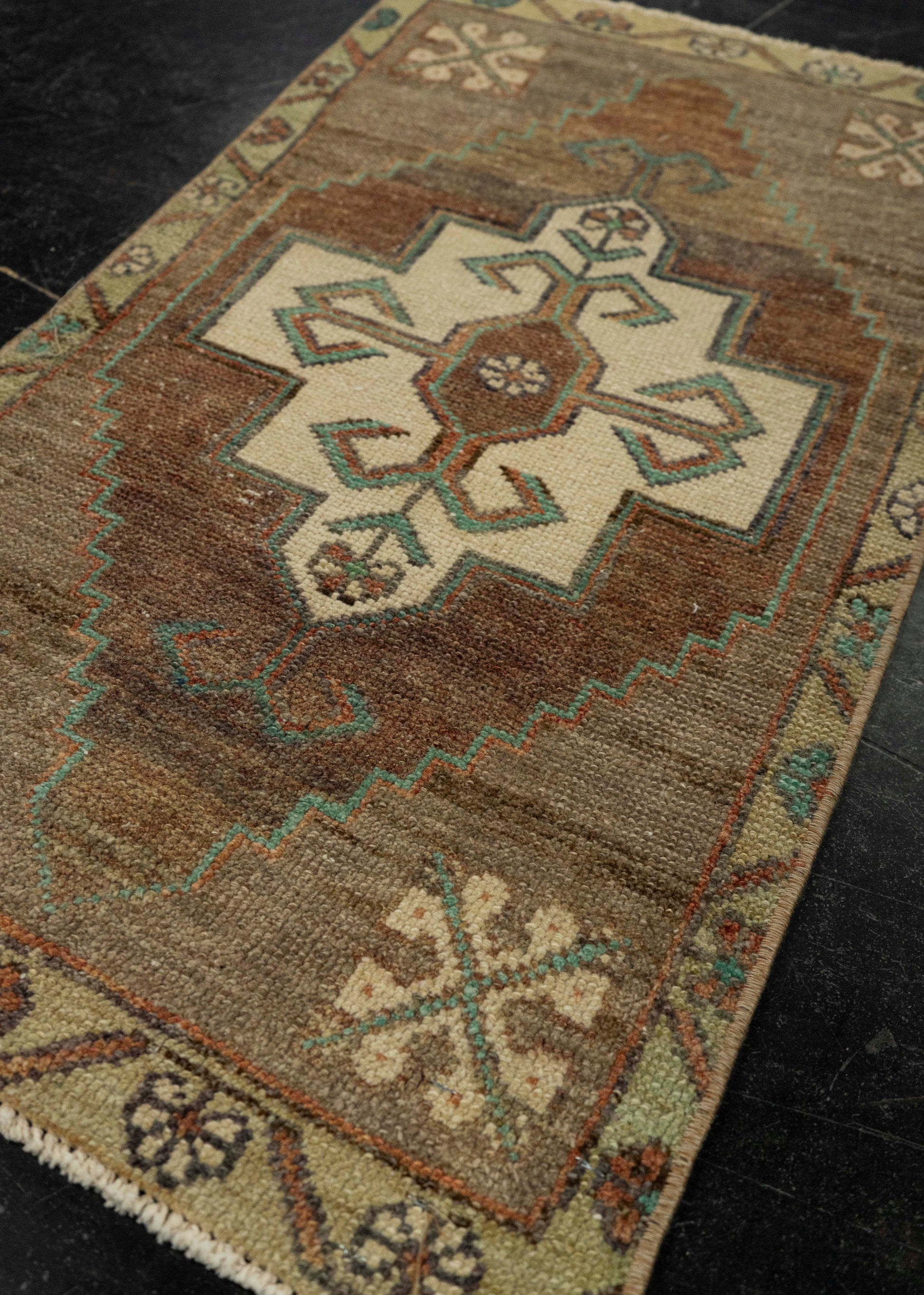 Turkish Mini Rug Oriental Hand Knotted Vintage Rug 1'7" x 2'11" #21274