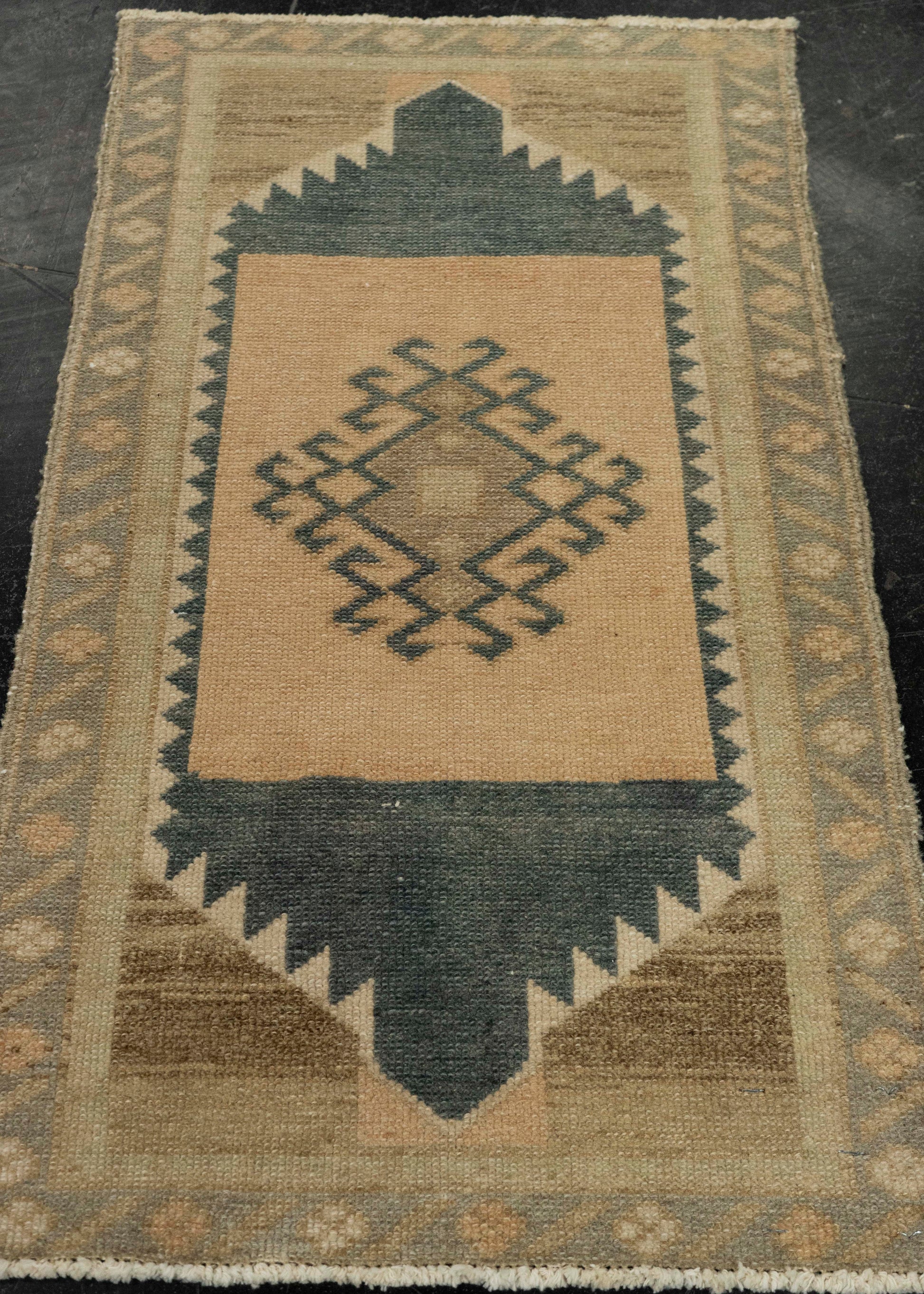 Turkish Mini Rug Oriental Hand Knotted Vintage Rug 1'7" x 2'8" #21254