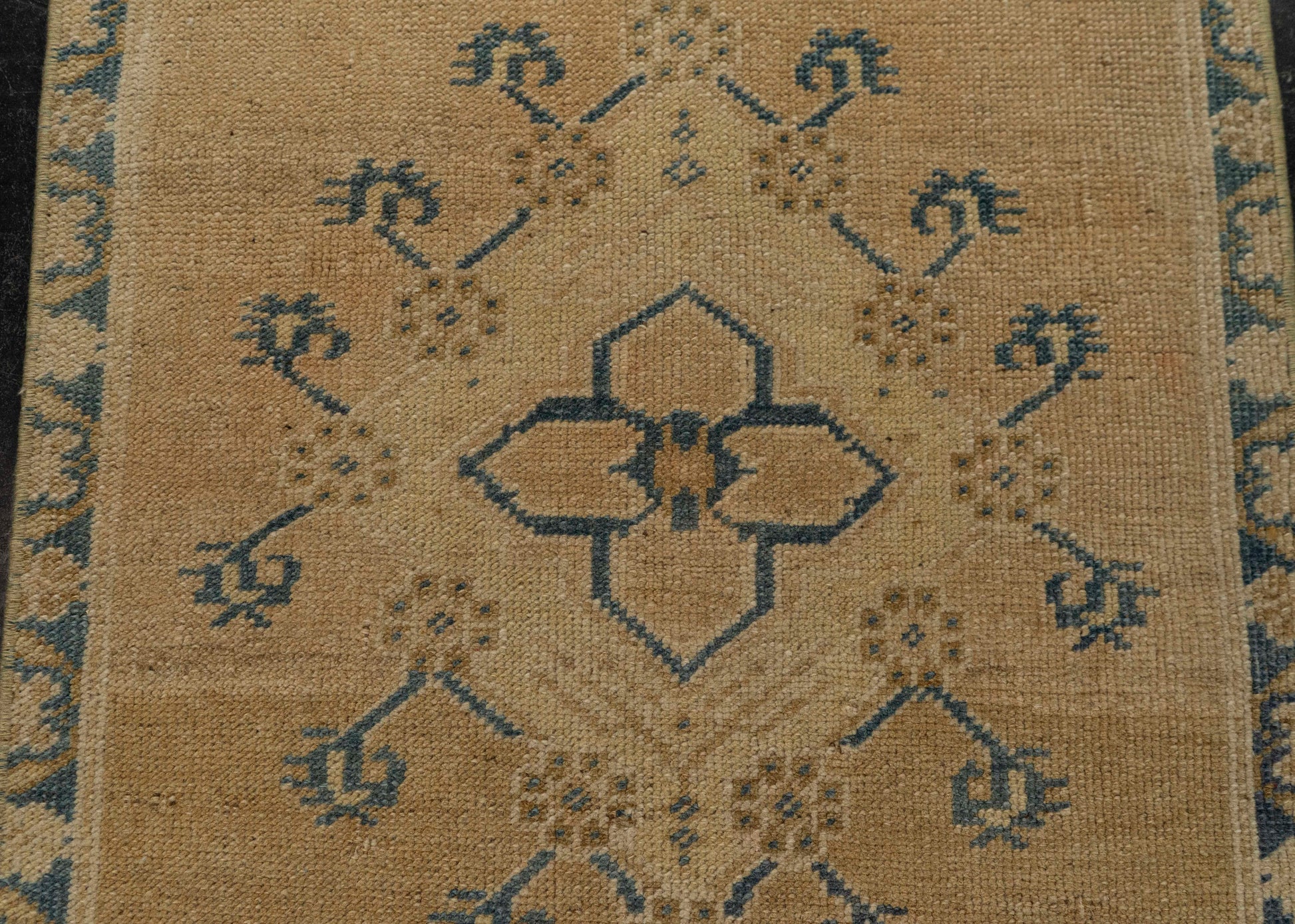 Turkish Mini Rug Oriental Hand Knotted Vintage Rug 1'9" x 3'7" #21231