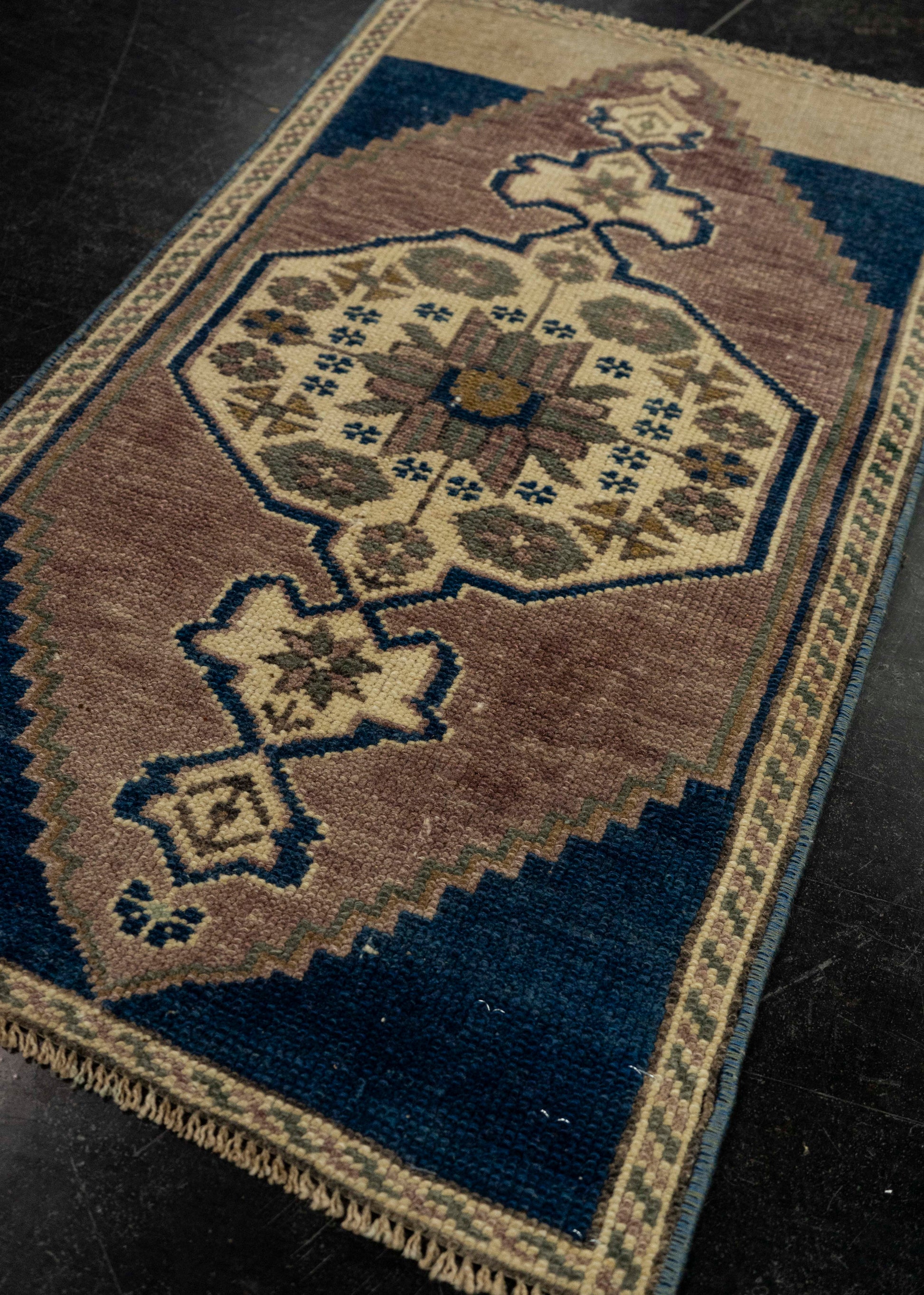 Turkish Mini Rug Oriental Hand Knotted Vintage Rug 1'5" x 2'6" #21208