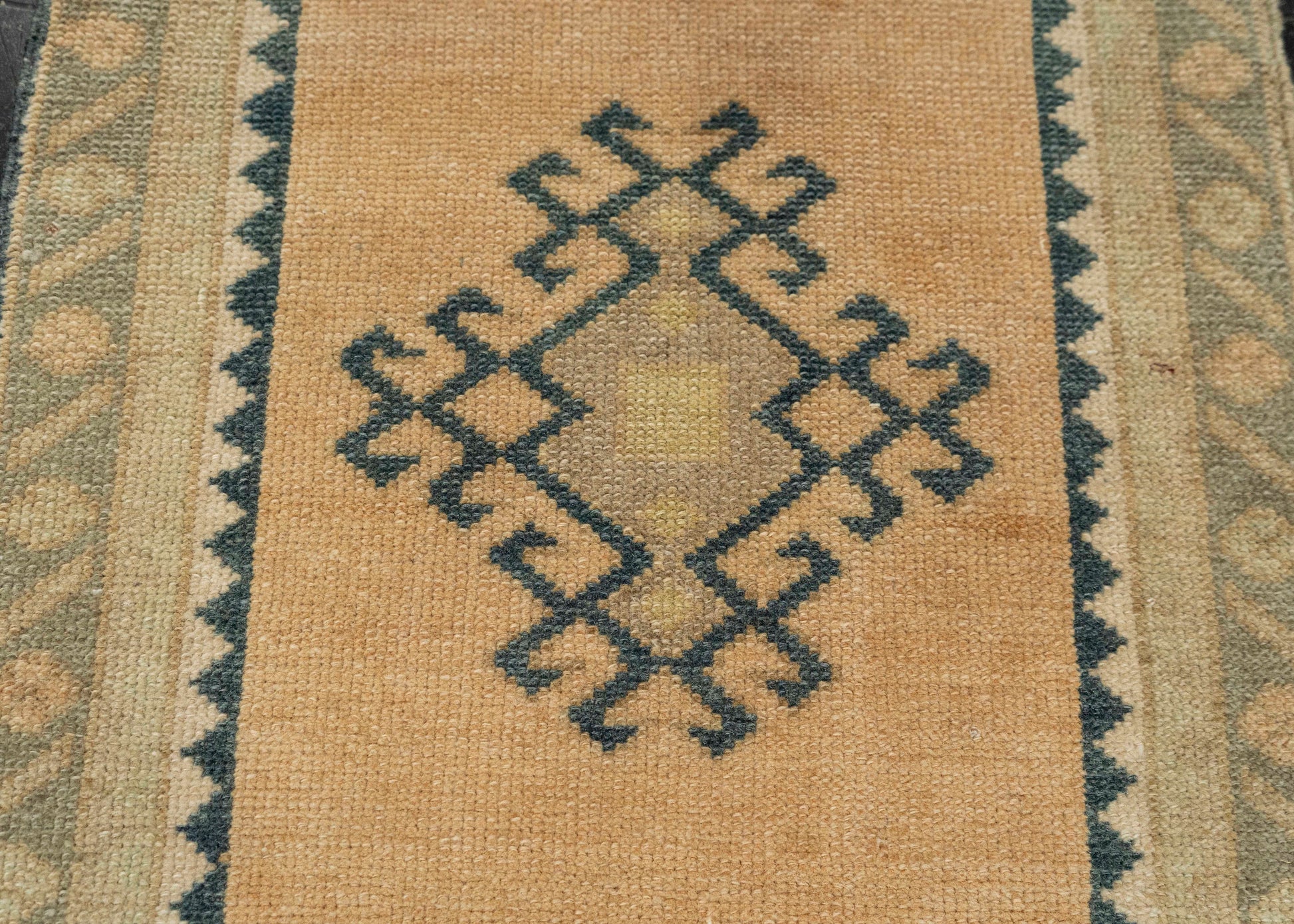Turkish Mini Rug Oriental Hand Knotted Vintage Rug 1'7" x 2'10" #21272