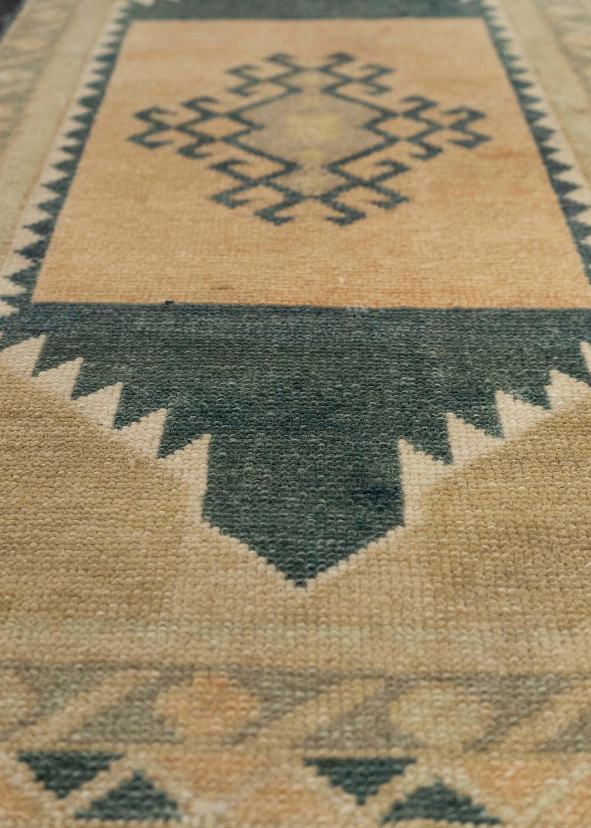 Turkish Mini Rug Oriental Hand Knotted Vintage Rug 1'7" x 2'10" #21272
