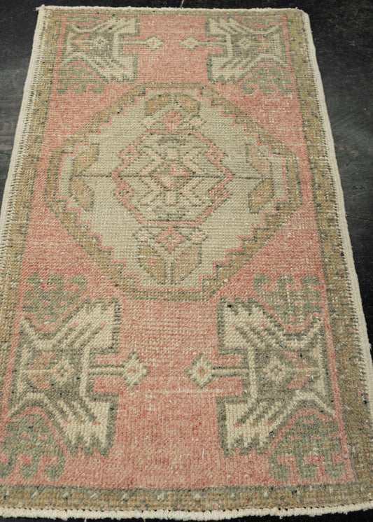 Turkish Yastik Rug 1'9" x 3'4" #21138