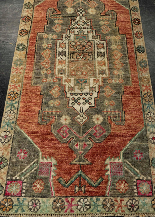 Turkish Mini Rug Oriental Hand Knotted Vintage Rug 1'8" x 3'6" #21178