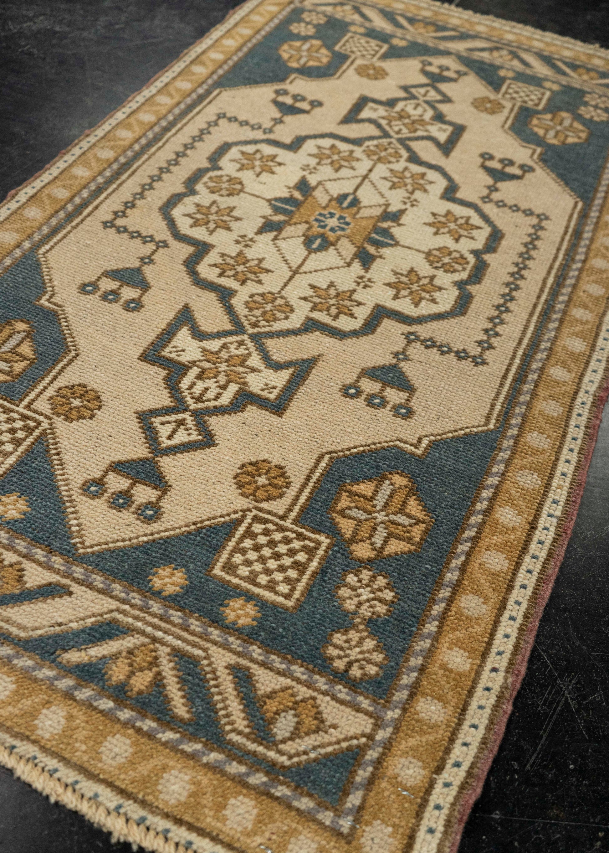 Turkish Mini Rug Oriental Hand Knotted Vintage Rug 1'11" x 3'6" #21204