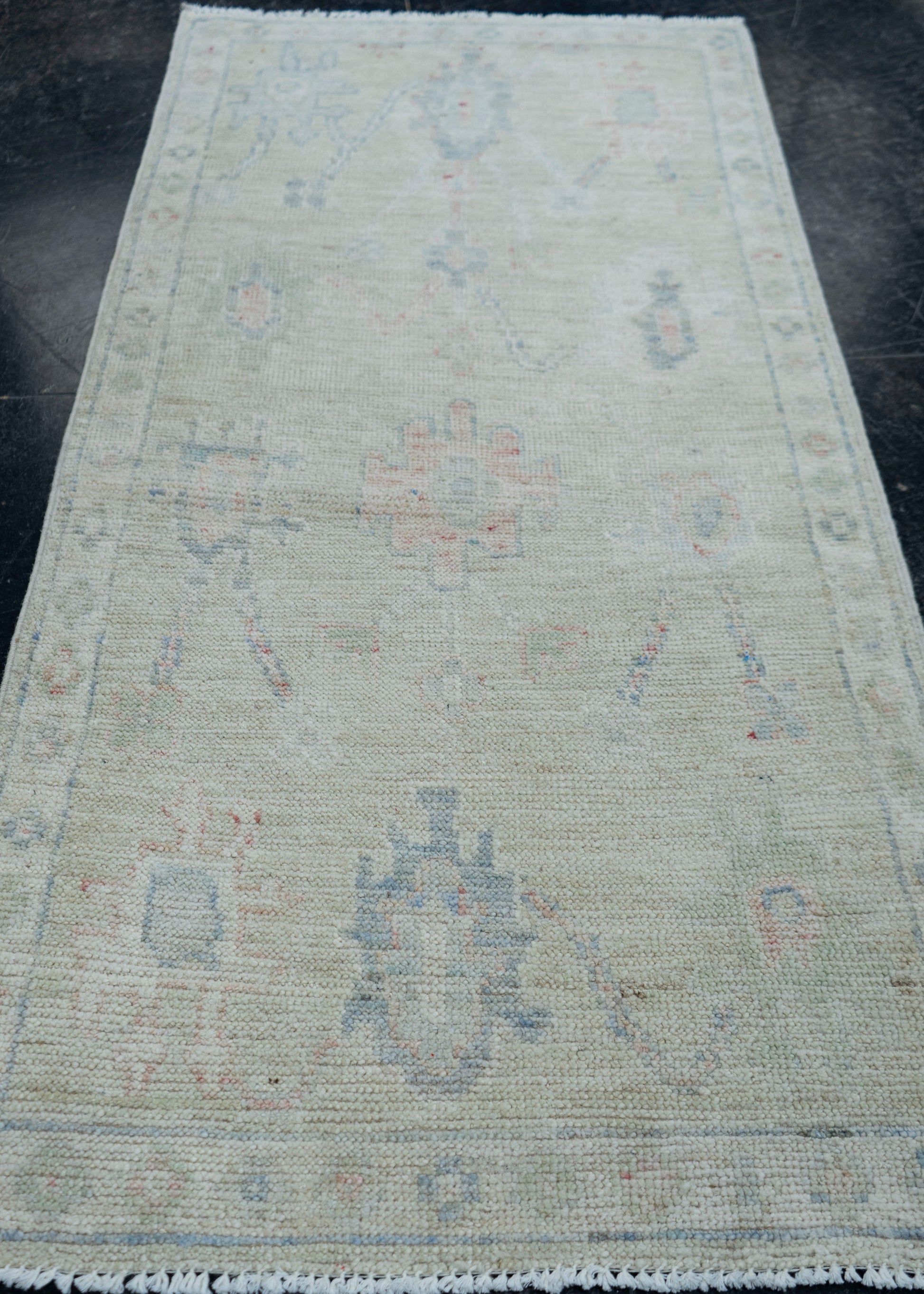 Oushak Rug 2'1" x 4'5" #17146
