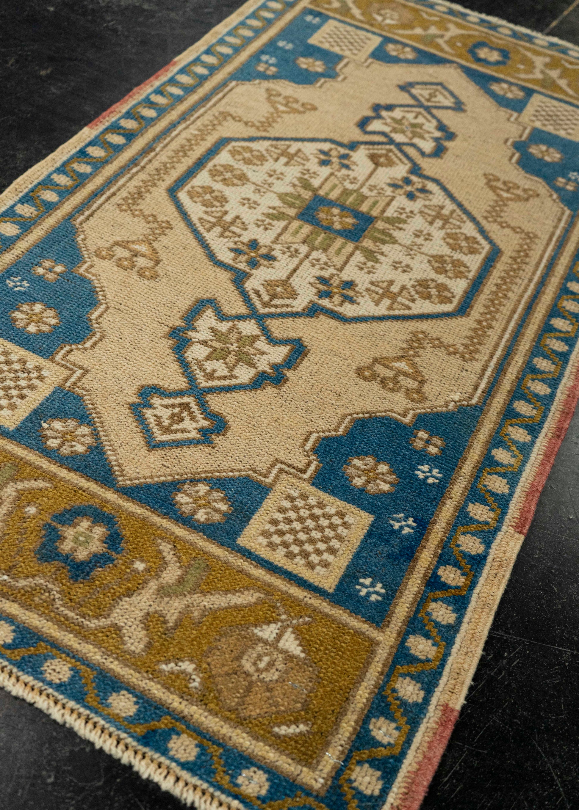 Turkish Mini Rug Oriental Hand Knotted Vintage Rug 1'8" x 3'2" #21188