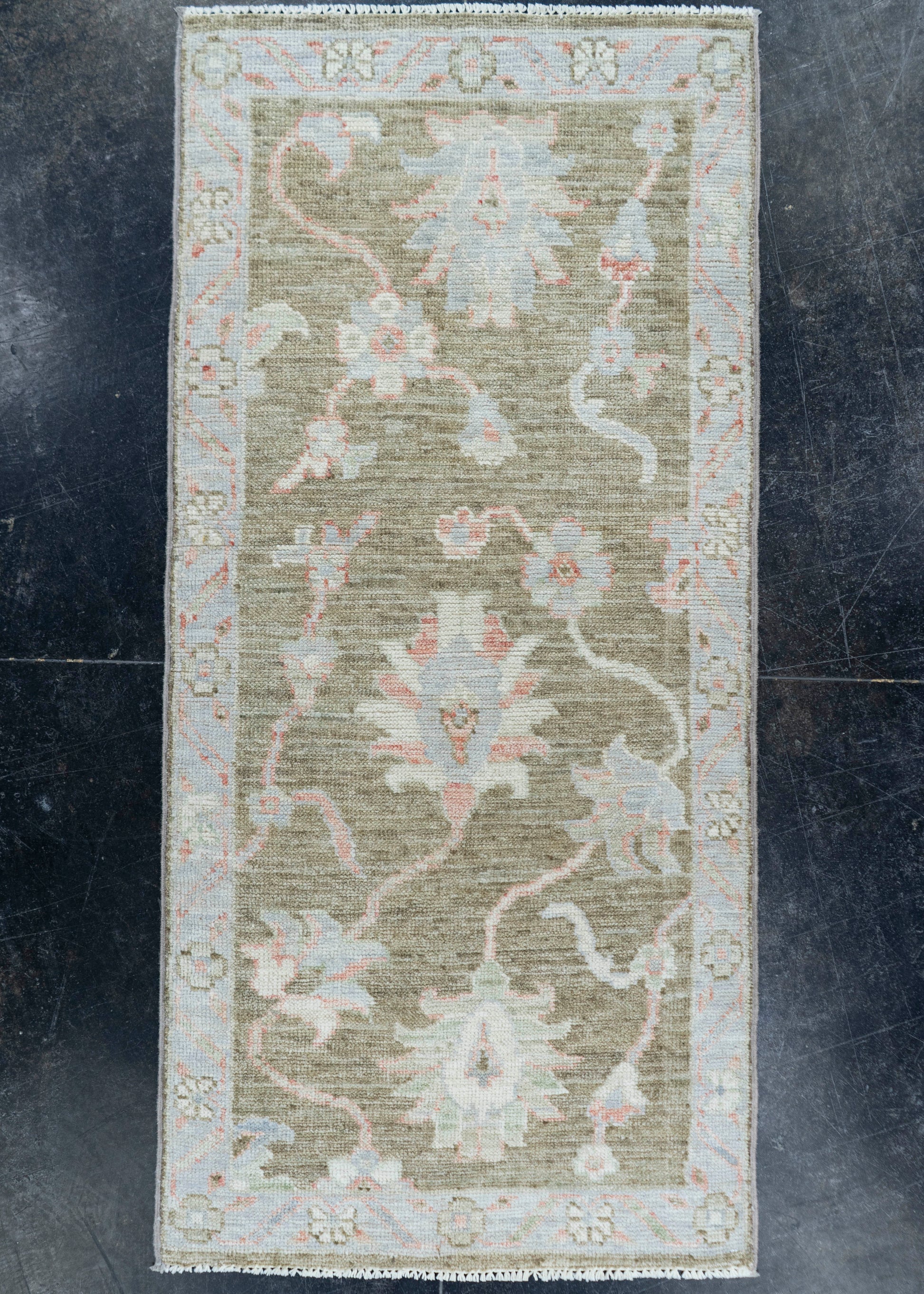 Oushak Rug 2' x 4'4" #17143