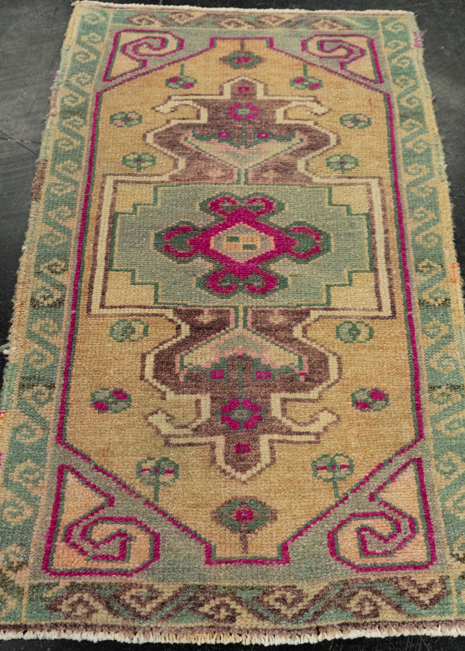 Turkish Mini Rug Oriental Hand Knotted Vintage Rug 1'6" x 2'6" #21186