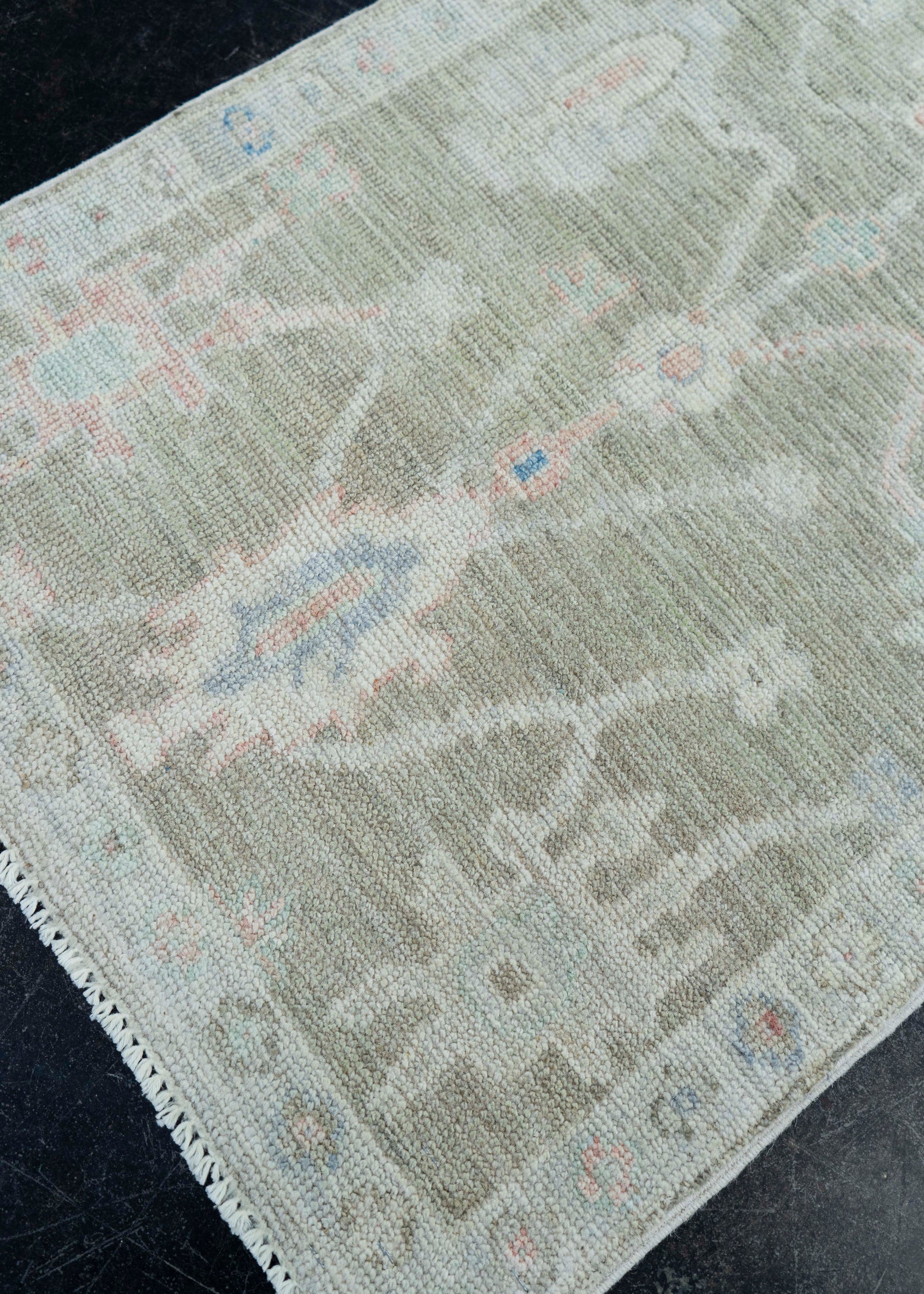 Oushak Rug 2' x 4'3" #17140