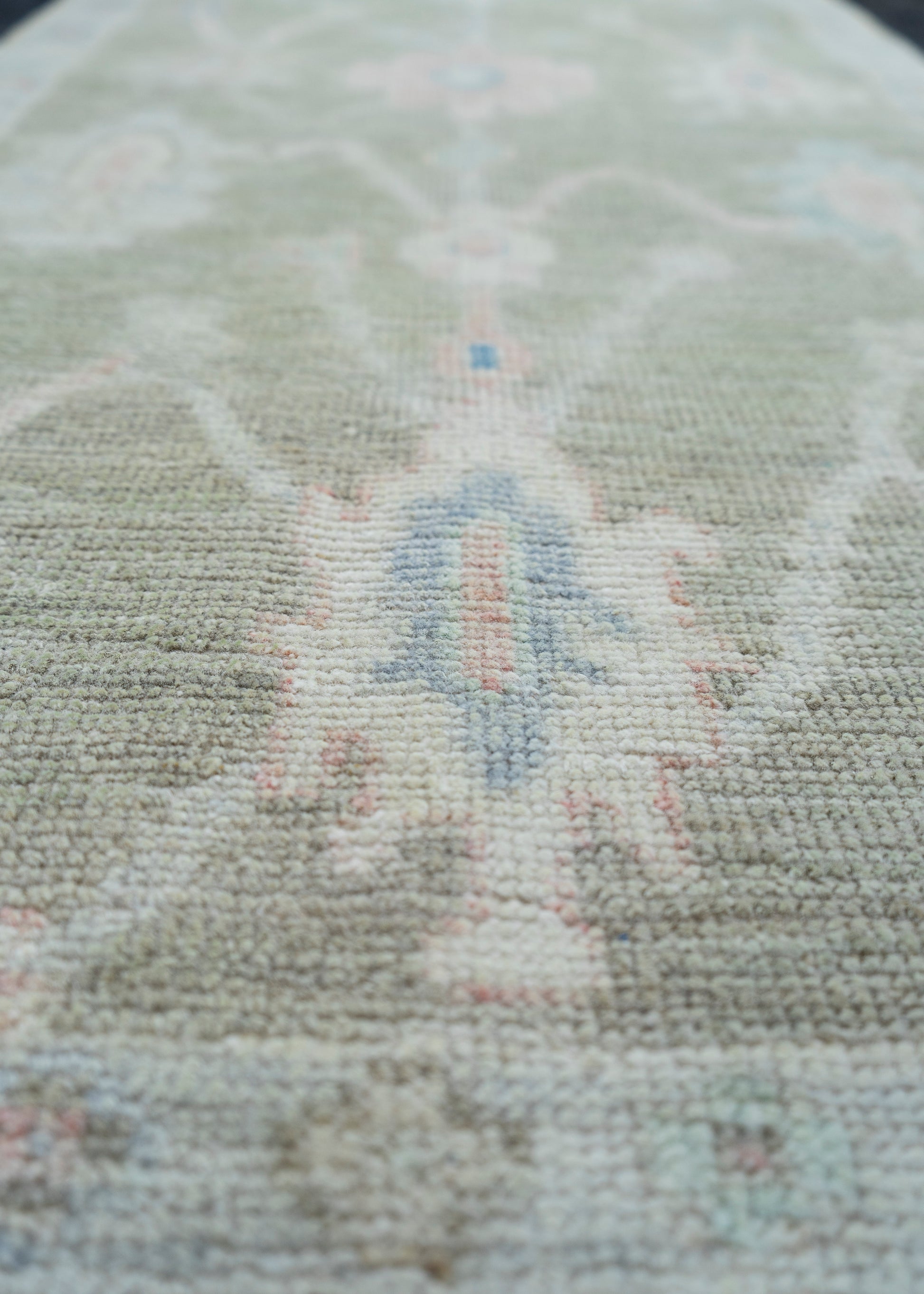 Oushak Rug 2' x 4'3" #17140