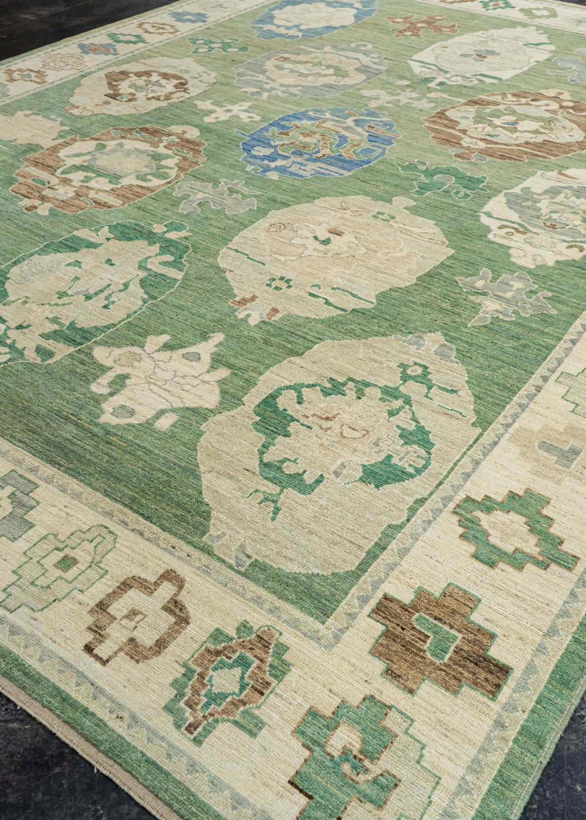 Turkish Oushak Rug 10'6" x 13'10" #24906