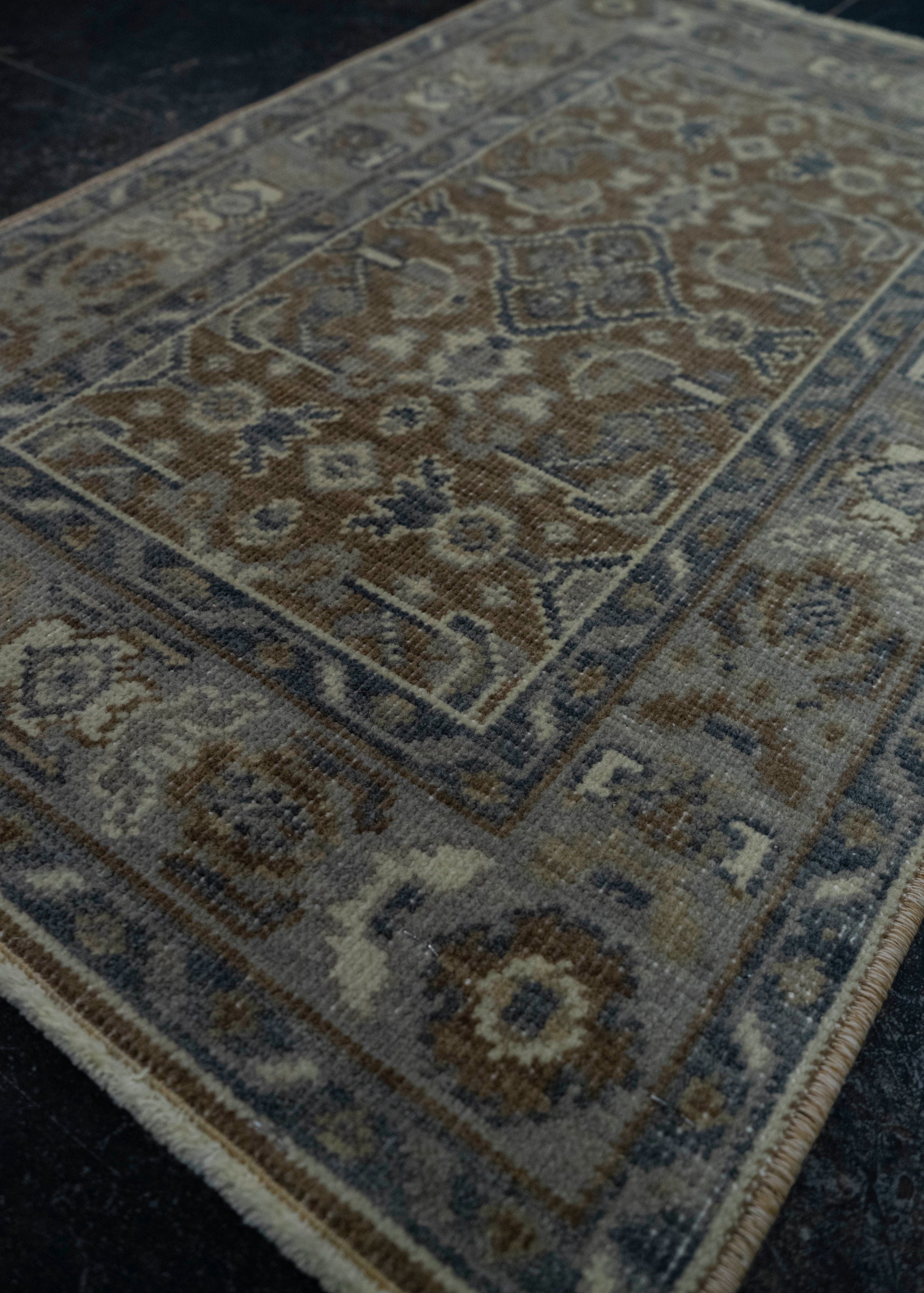 Turkish Oushak Rug 1'7" x 2'5" #20139