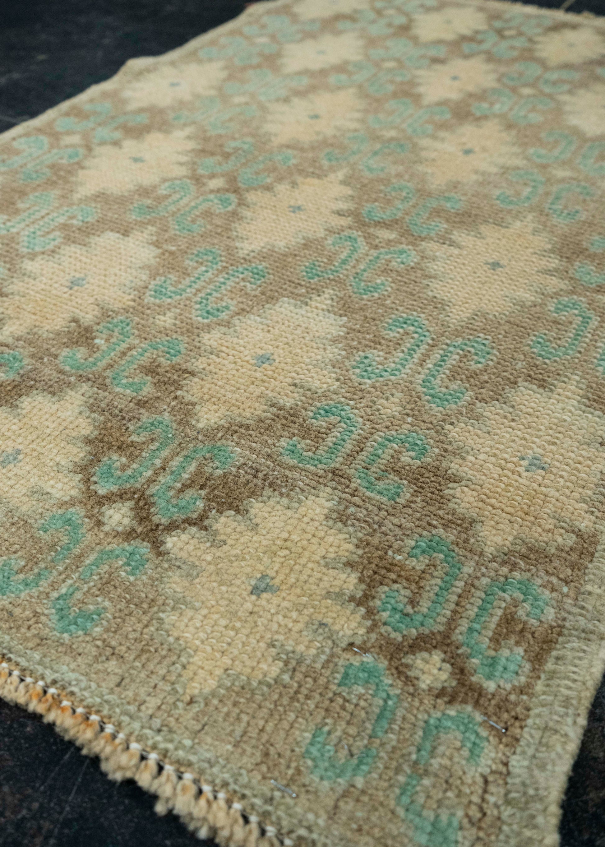 Turkish Vintage Rug 2' x 3'2" #20537