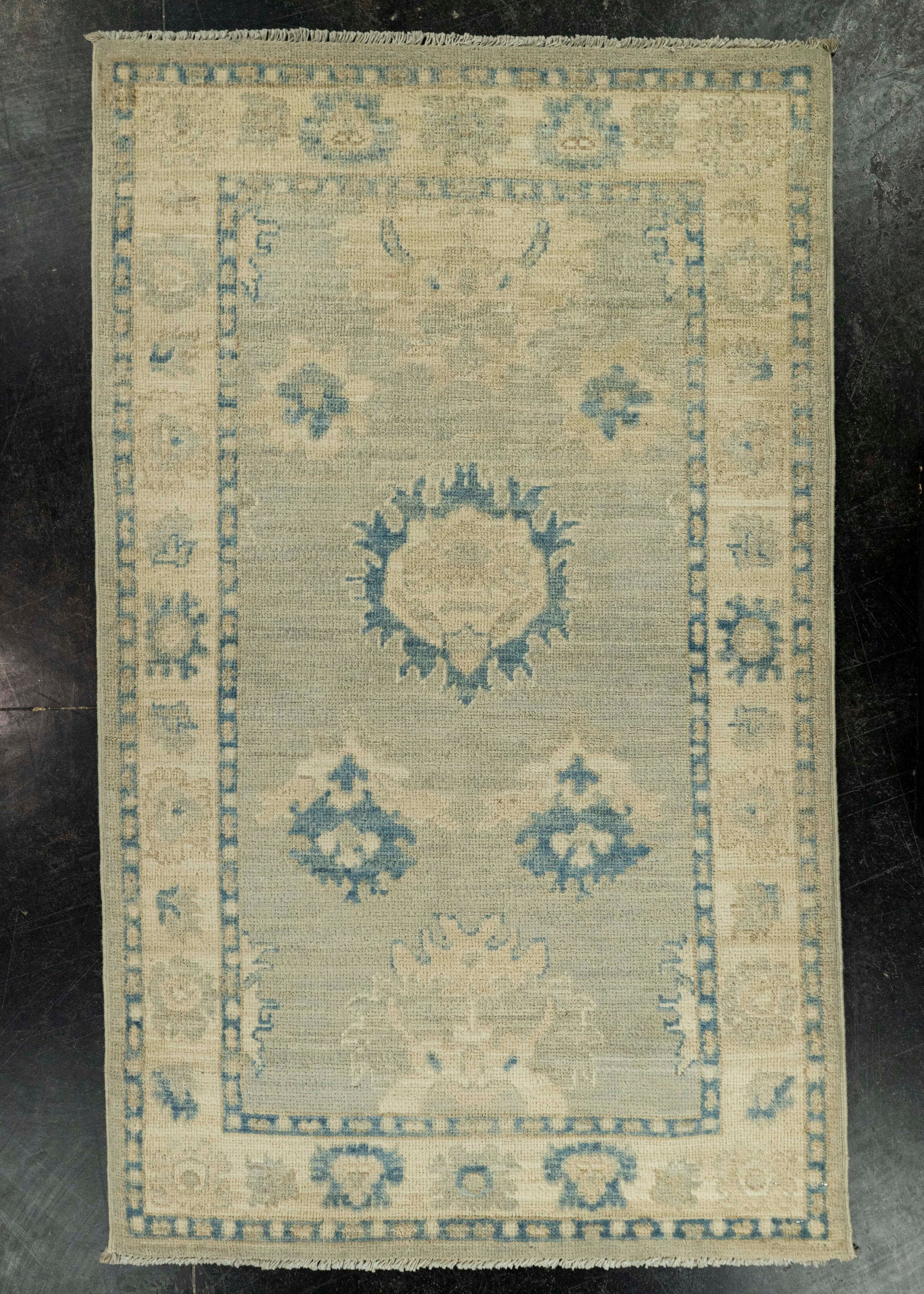Oushak Rug 2'8" x 4'5"  #21326