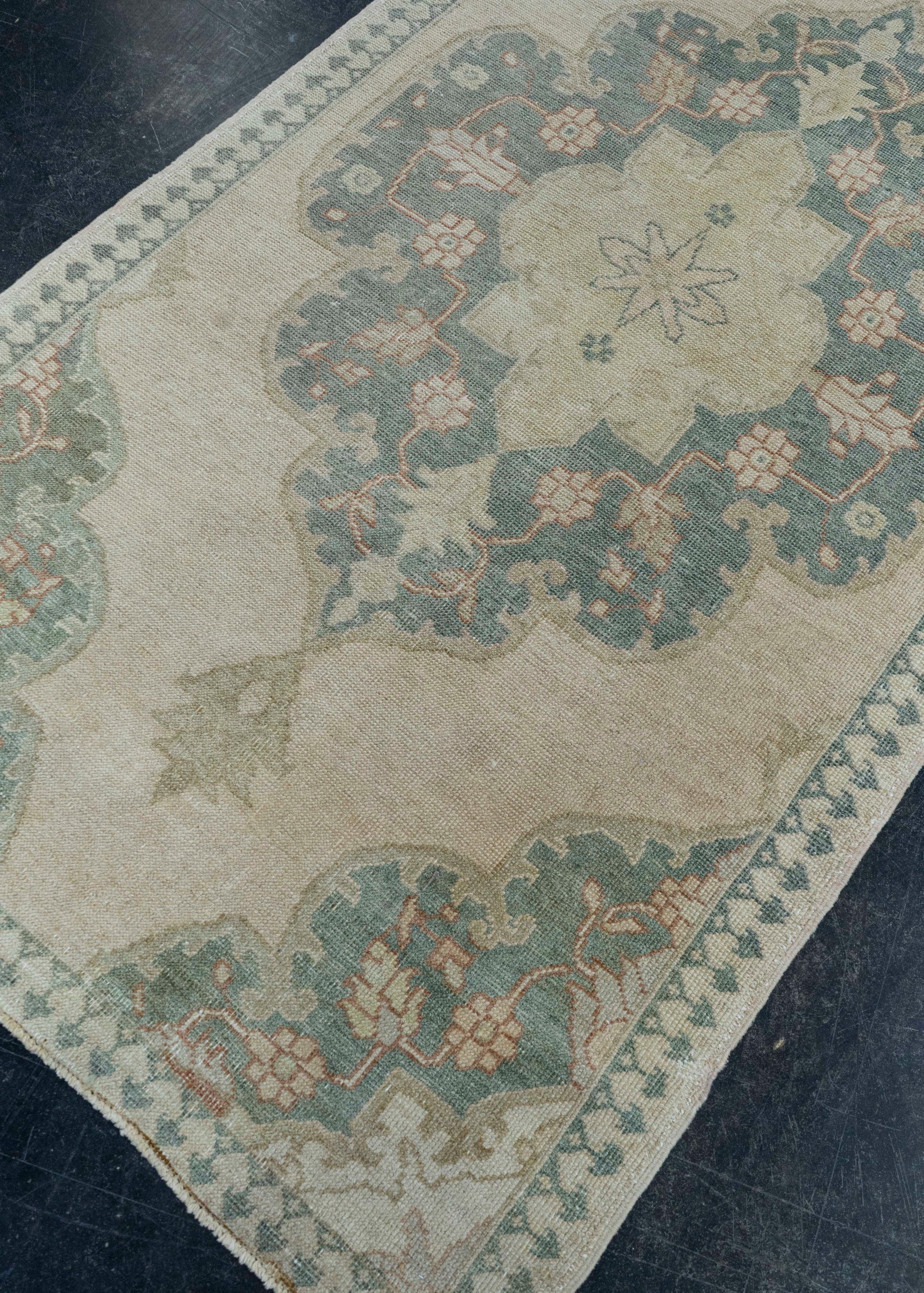 Turkish Vintage Rug 3'5" x 6'8" #20547