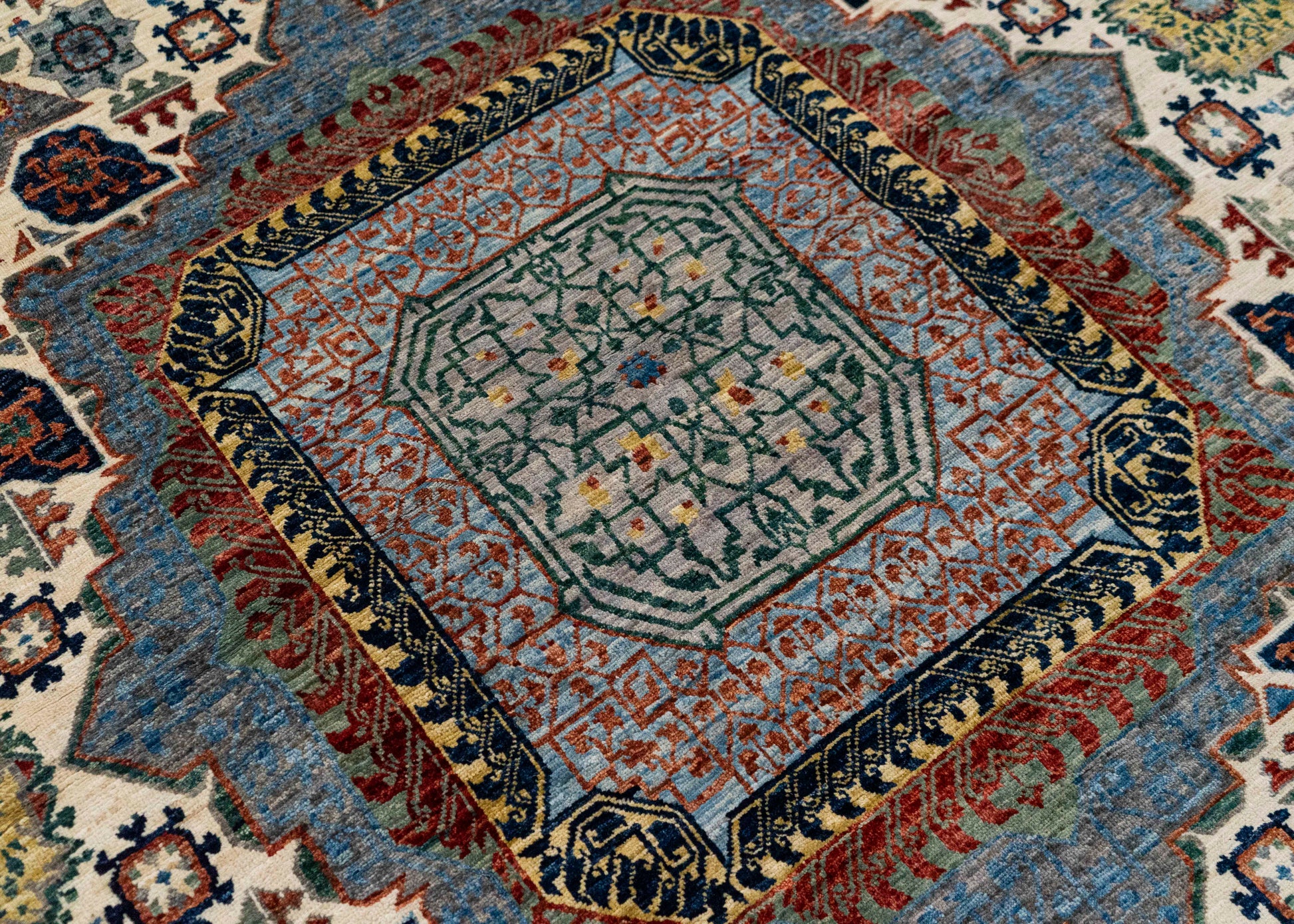 Oriental Hand Knotted Round Rug 10' x 10' #21388