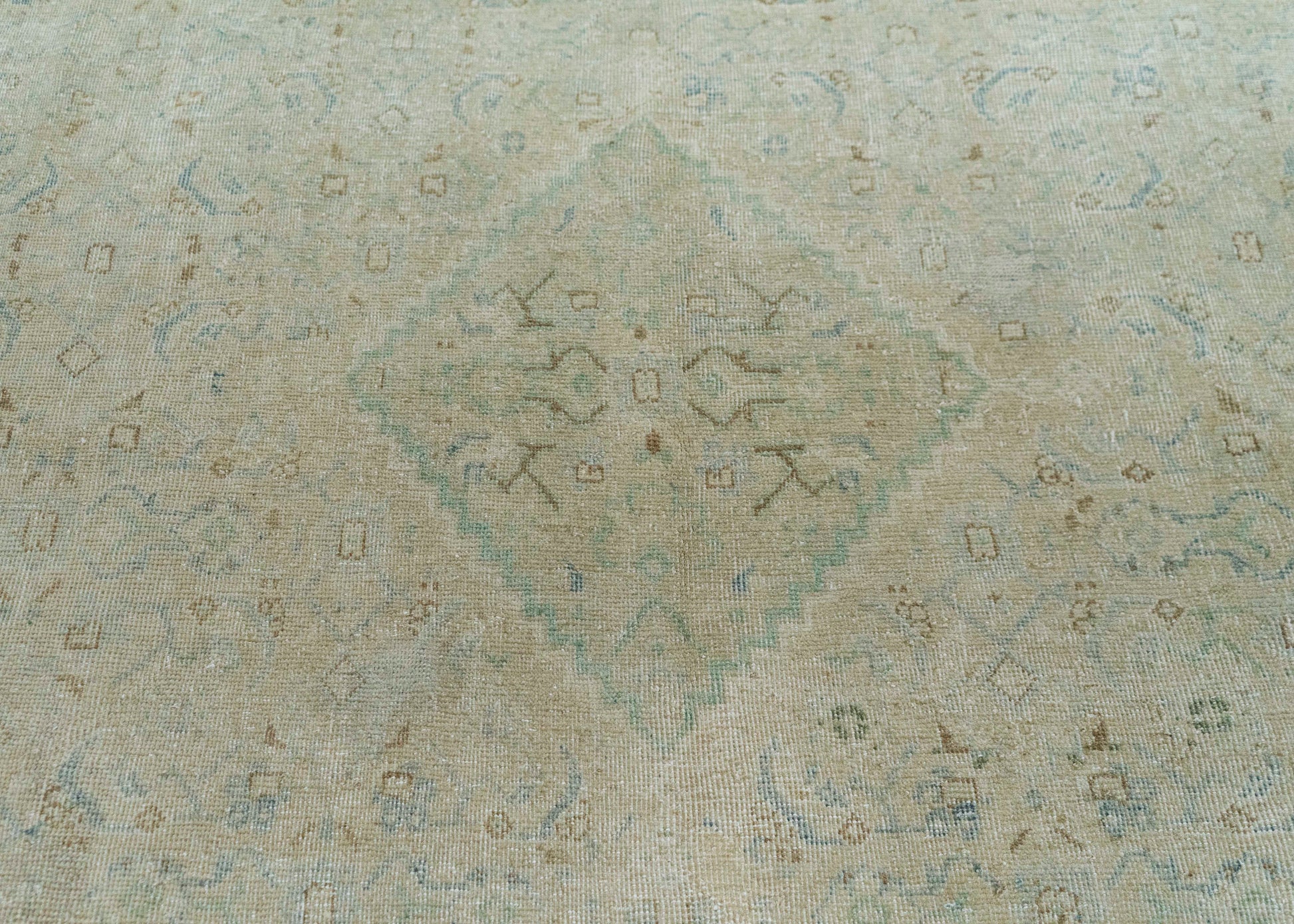 Turkish Vintage Rug  9'9" x 13'4" #21130