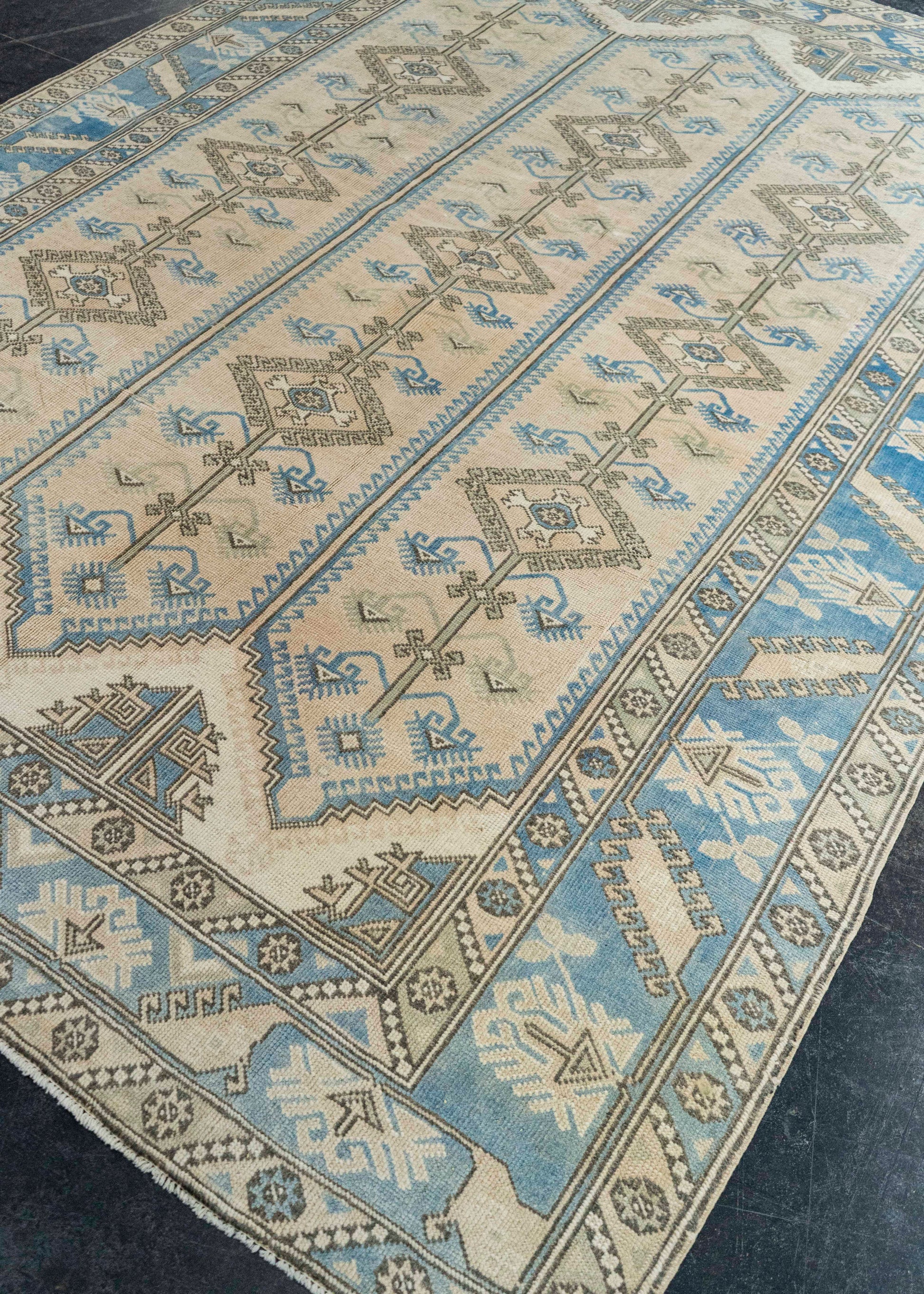 Turkish Vintage Rug  6'11" x 9'3" #21324