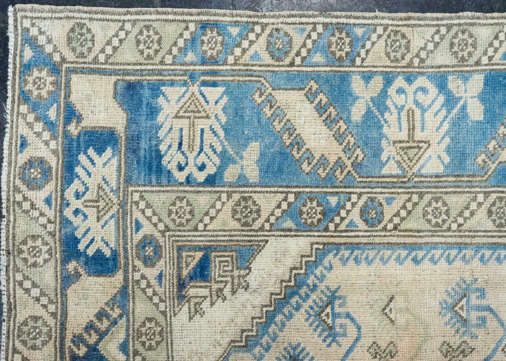 Turkish Vintage Rug  6'11" x 9'3" #21324