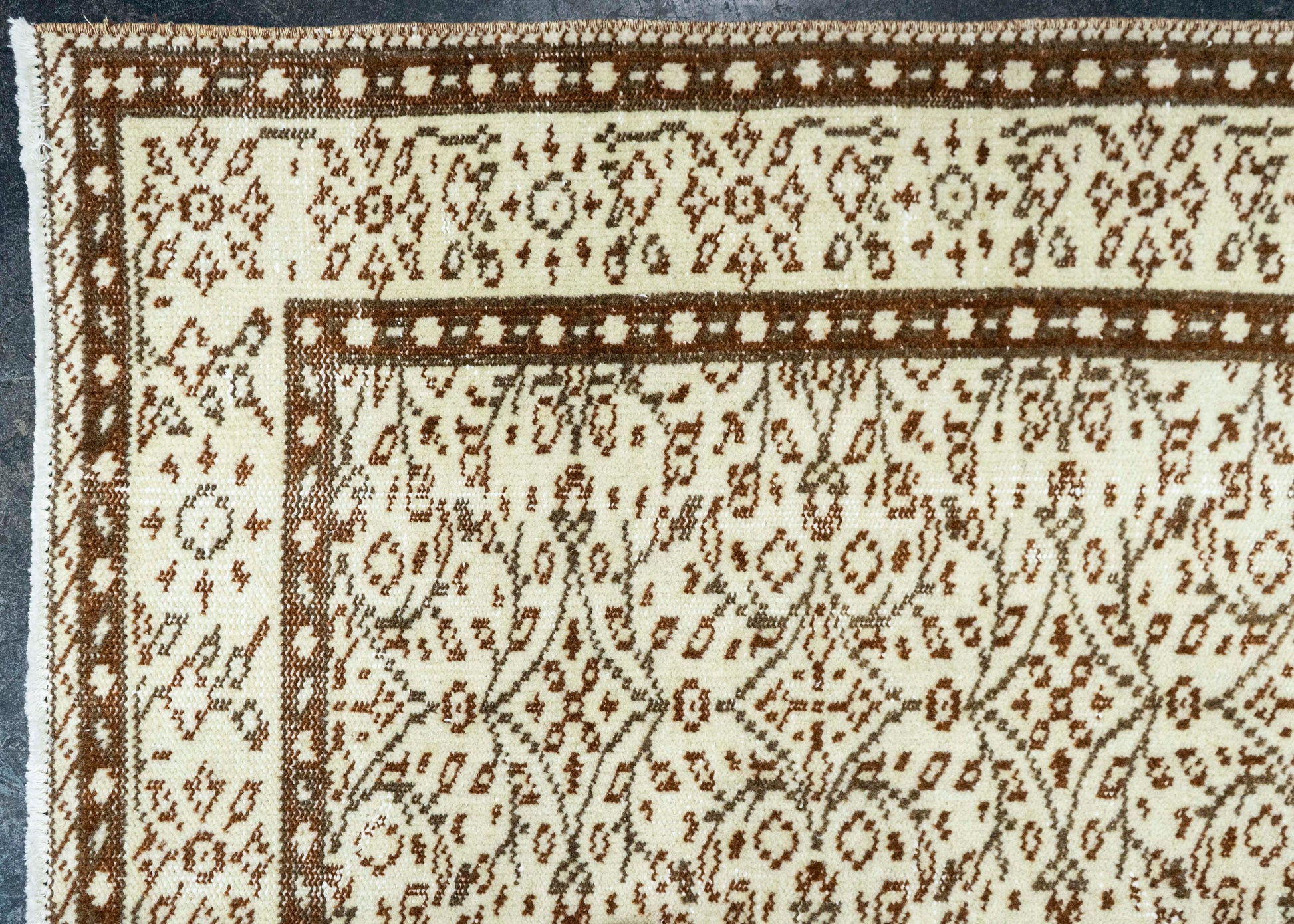Turkish Vintage Rug  6'7" x 9'9" #21410