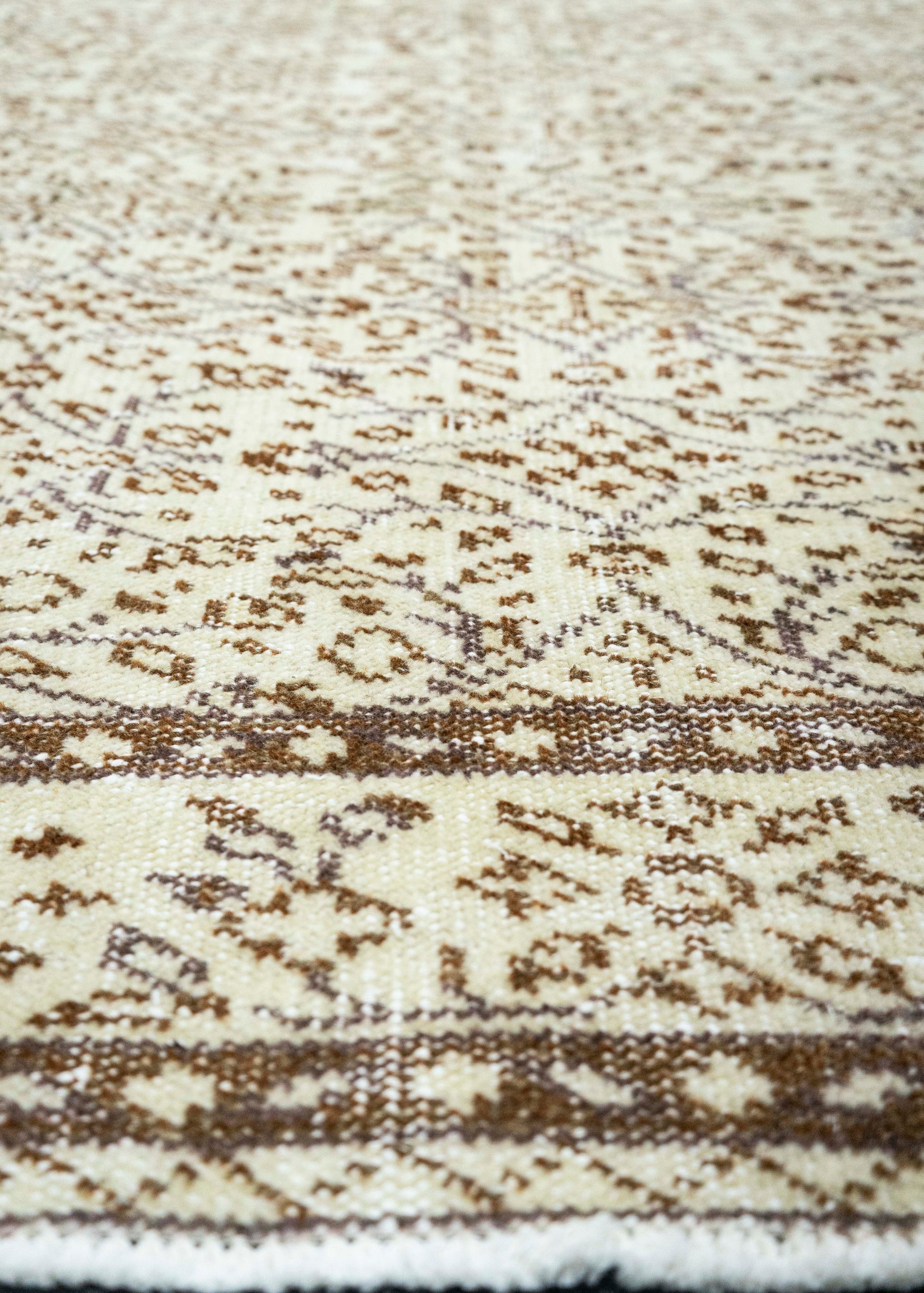 Turkish Vintage Rug  6'7" x 9'9" #21410