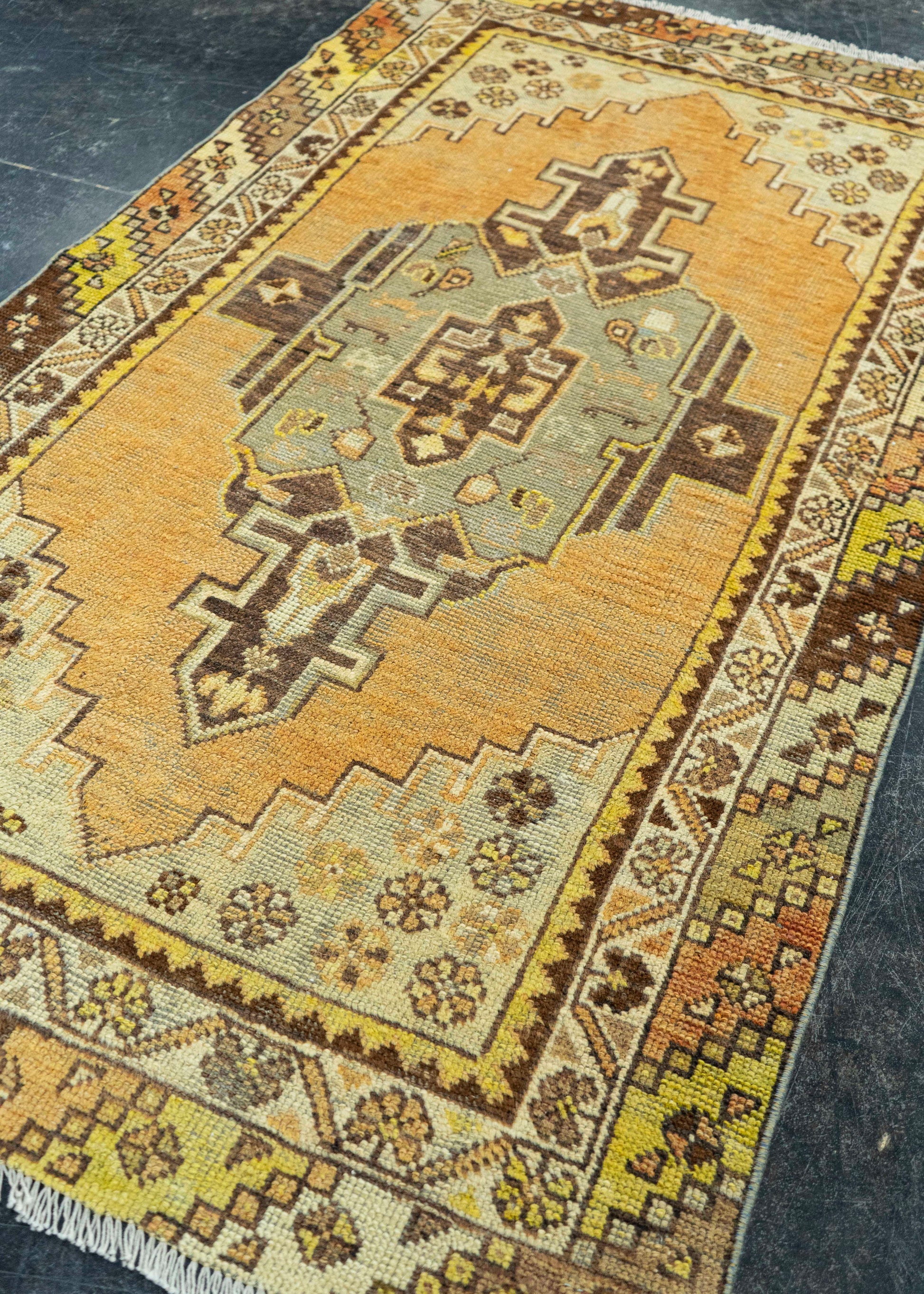 Turkish Vintage Rug 3'3" x 5'10" #19811