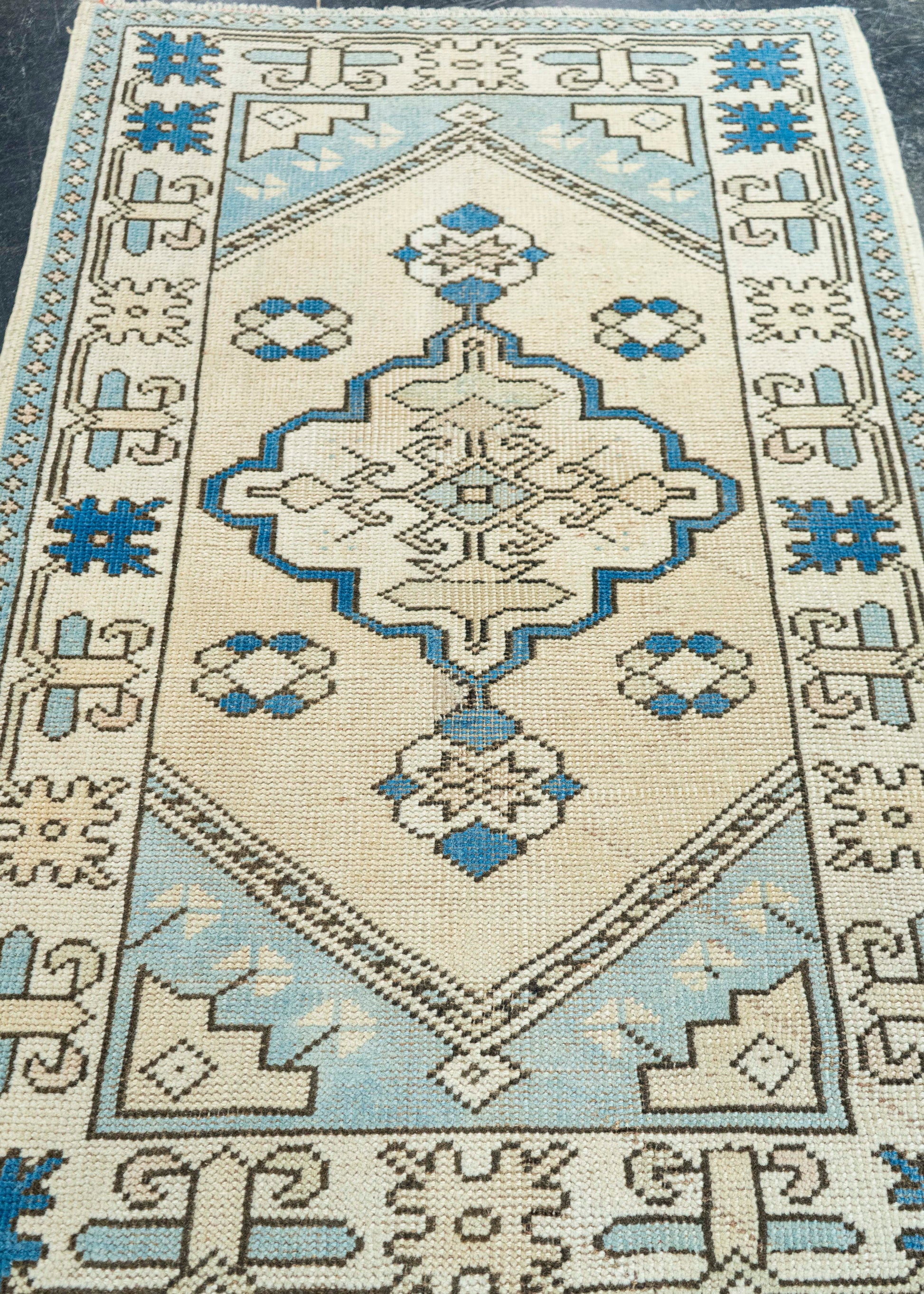 Turkish Vintage Rug 2'8" x 4'2" #20568
