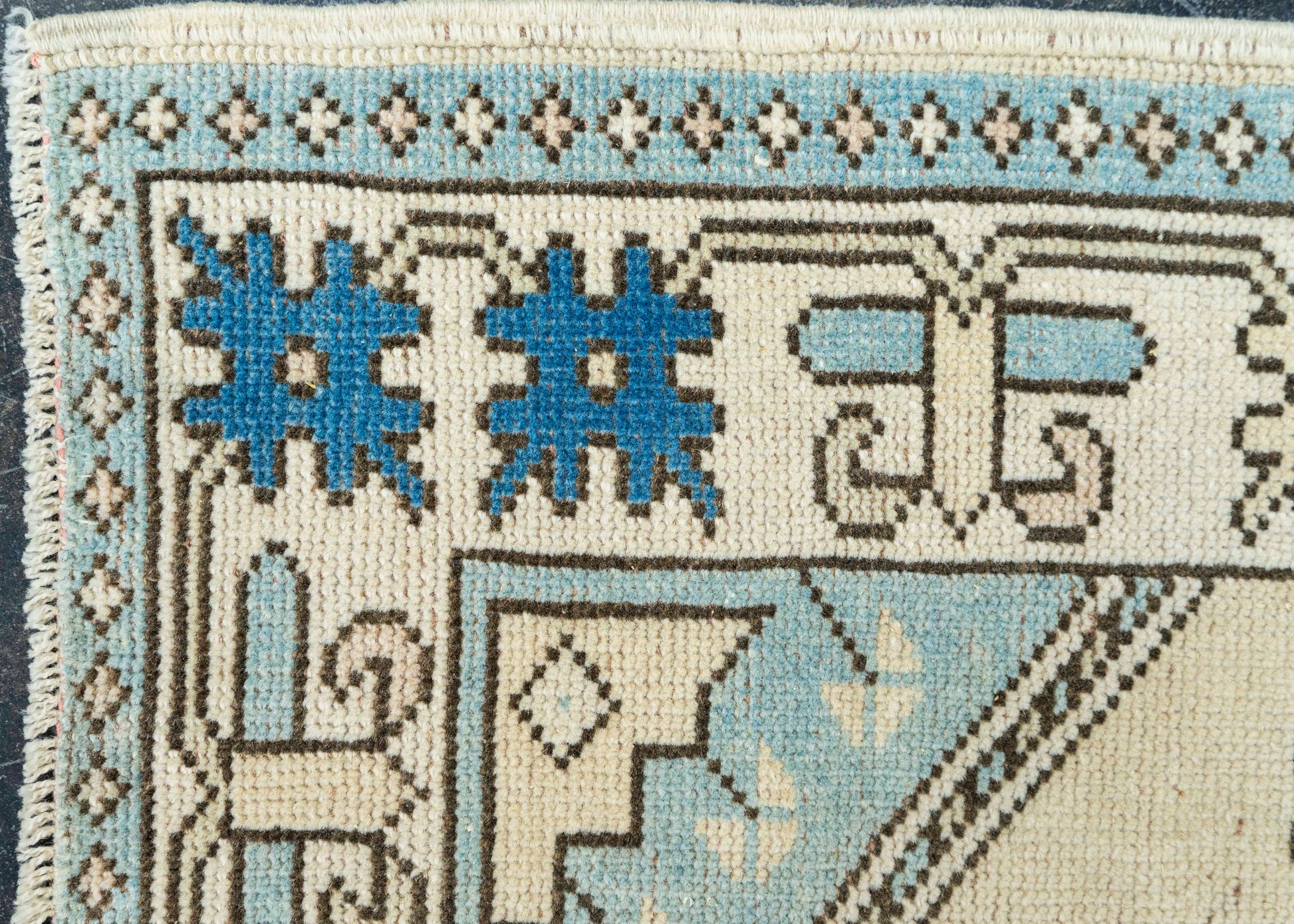 Turkish Vintage Rug 2'8" x 4'2" #20568