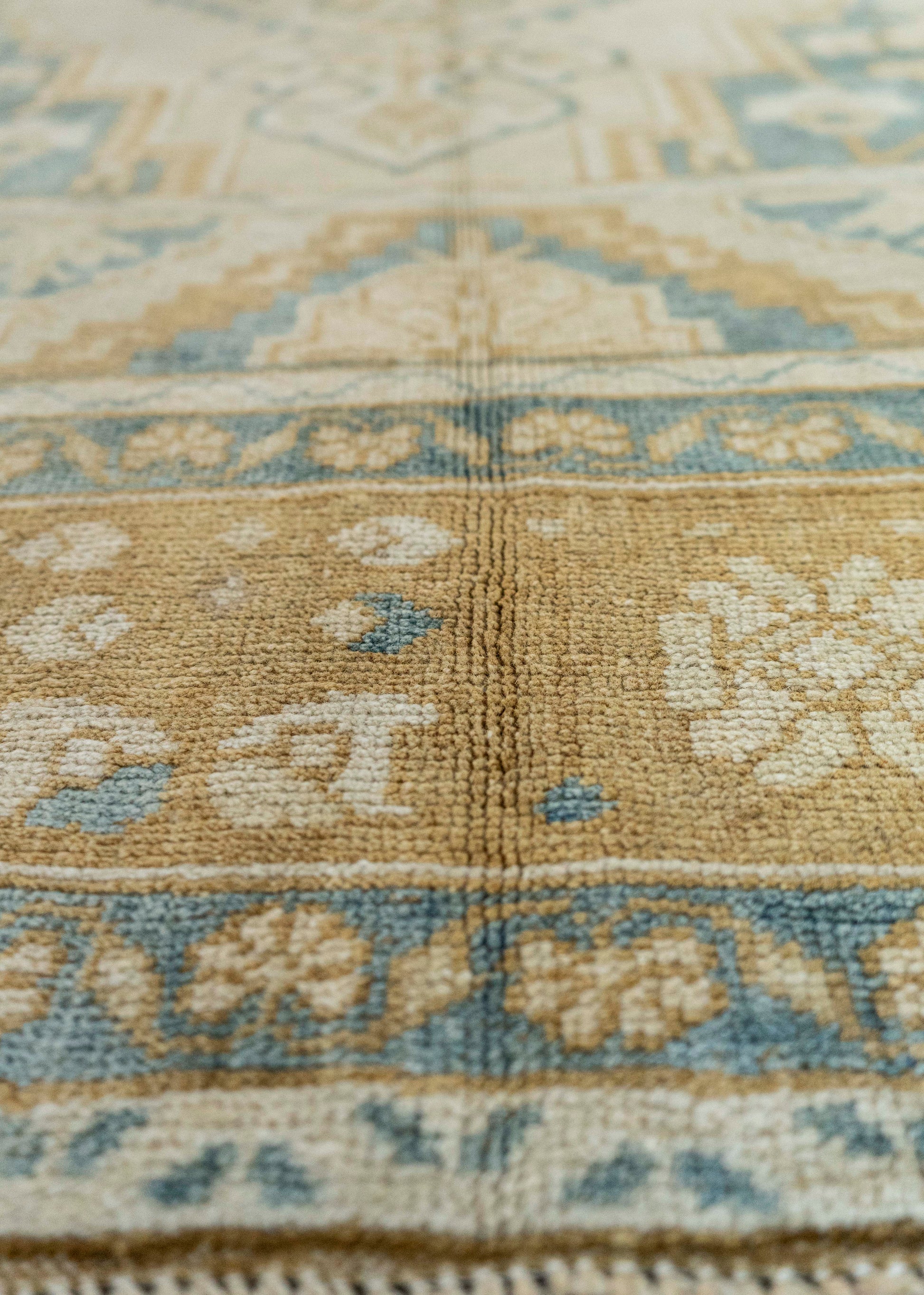 Turkish Vintage Rug  5'7" x 9'4" #21124