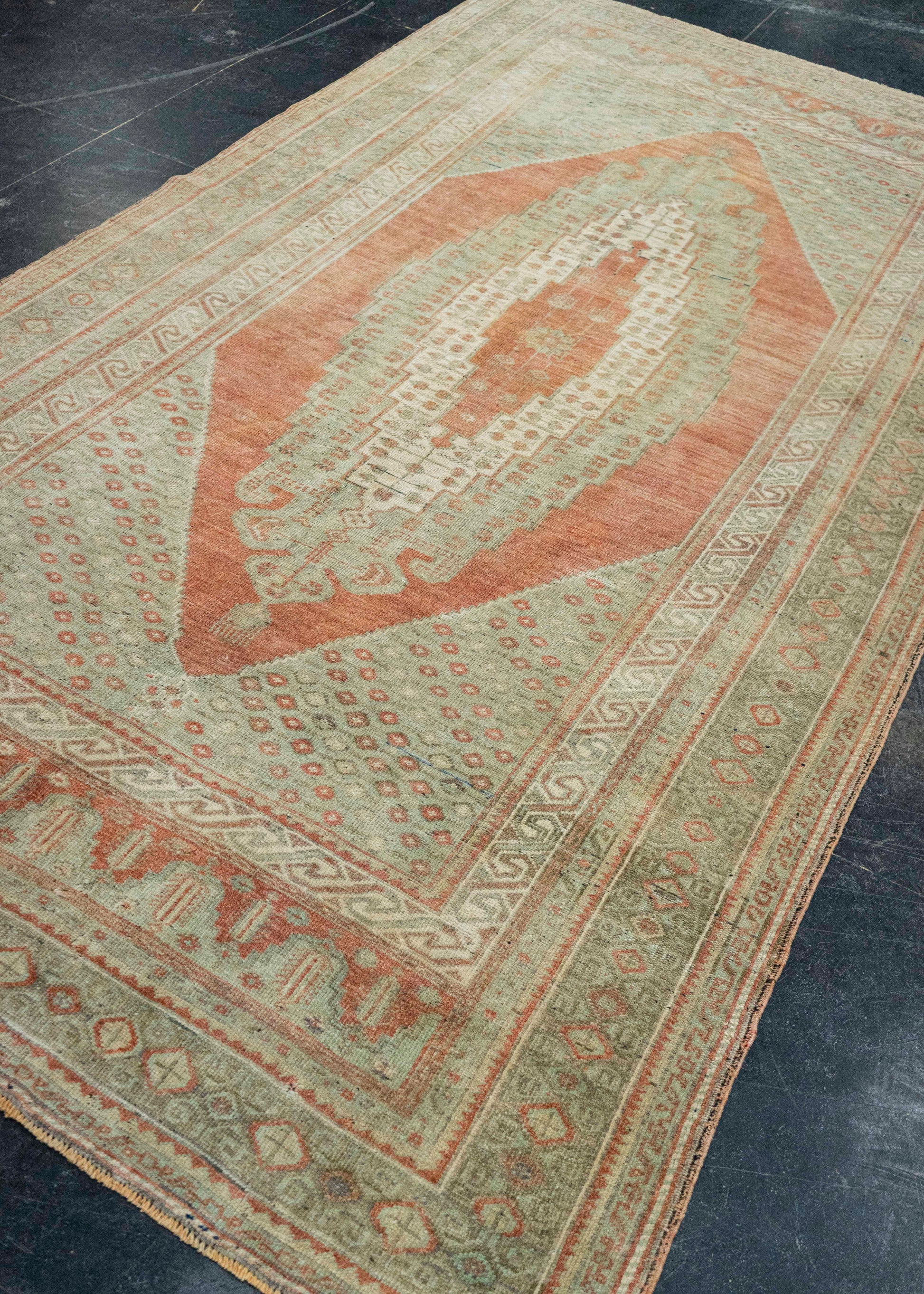 Turkish Vintage Rug  5'5" x 10'1" #21001