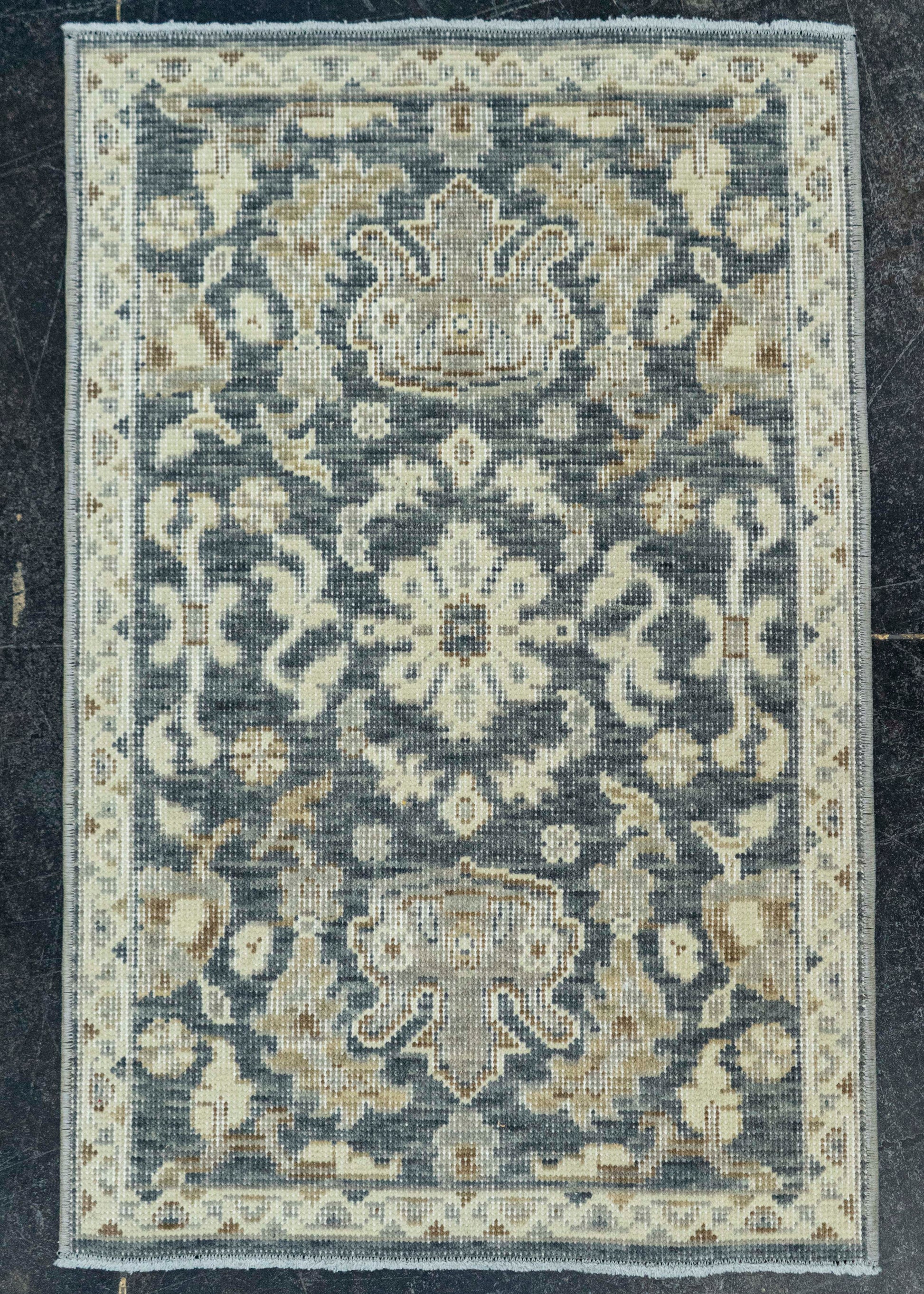 Turkish Oushak Rug 1'7" x 2'5" #20444