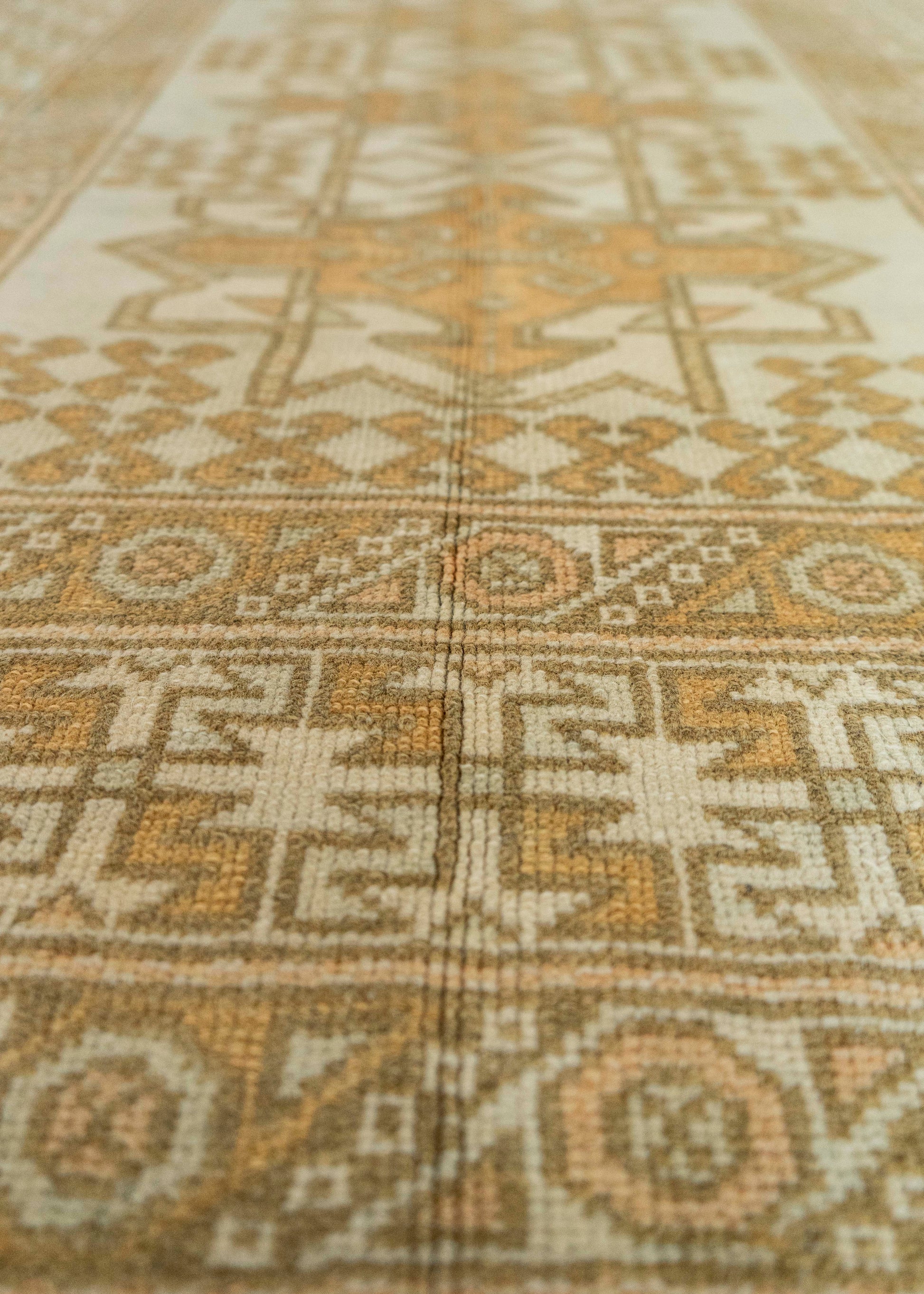 Turkish Vintage Rug  3' x 4'4" #21315
