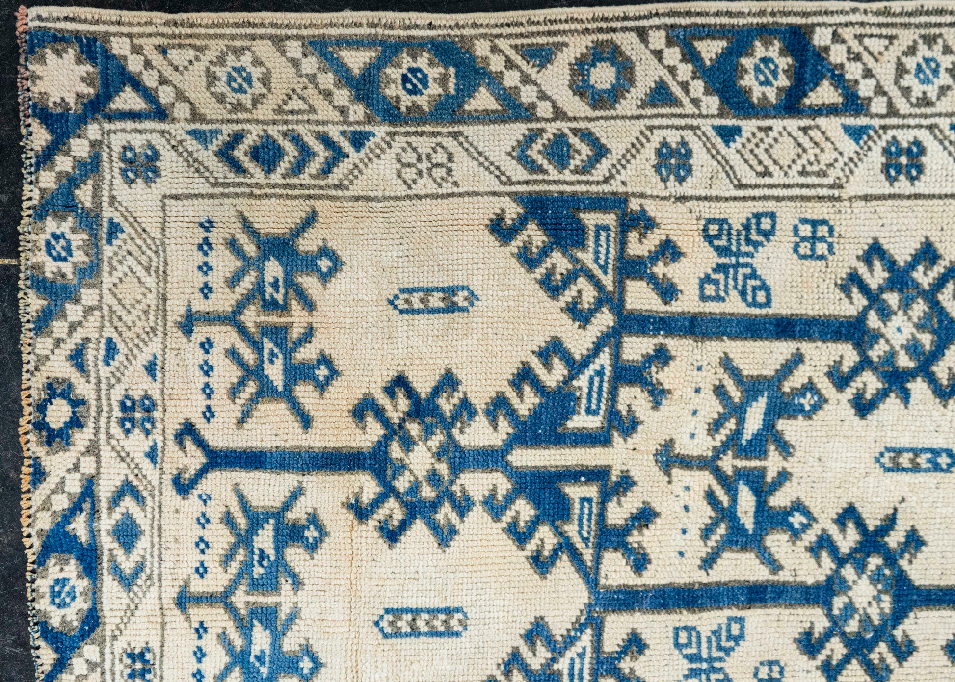 Turkish Vintage Rug  2'4" x 3'3" #21312