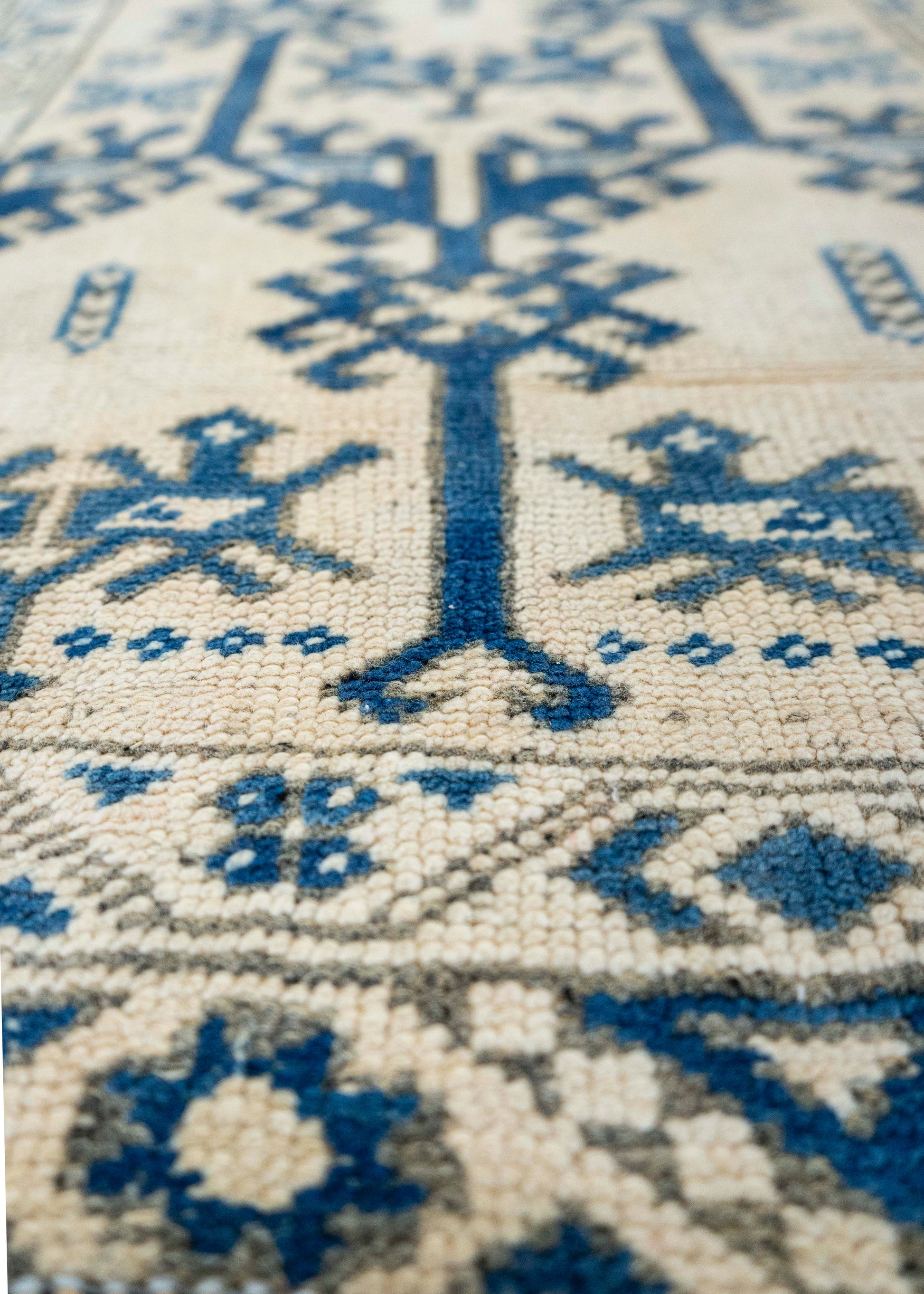 Turkish Vintage Rug  2'4" x 3'3" #21312