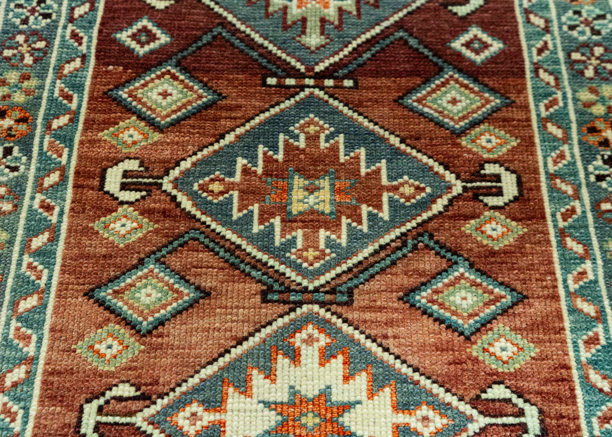 Turkish Vintage Rug  2'5" x 3'5" #21401