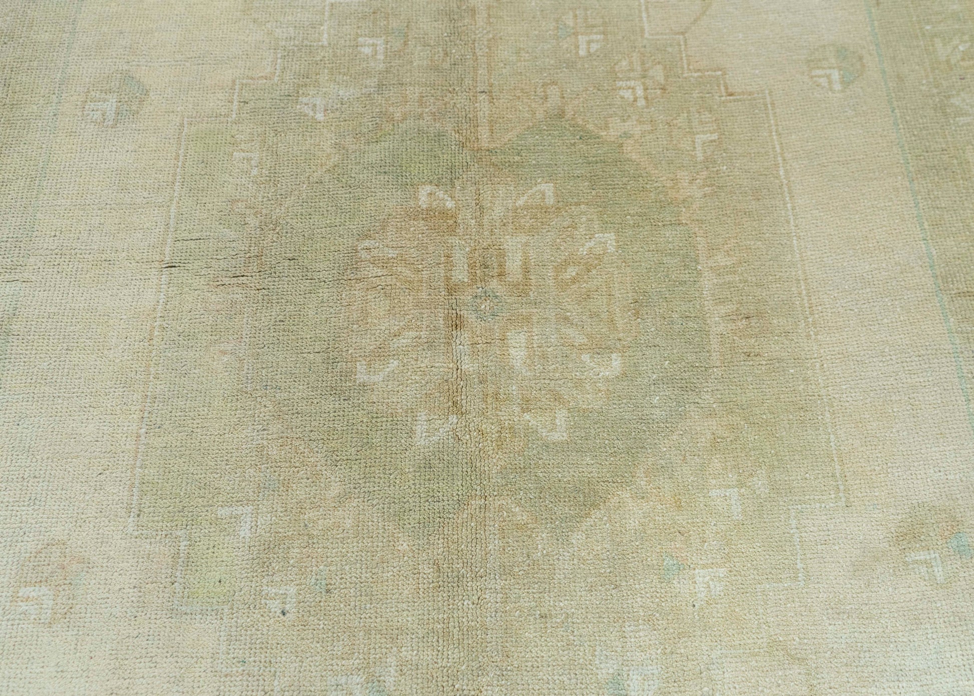 Turkish Vintage Rug 4'6" x 8'4" #20804
