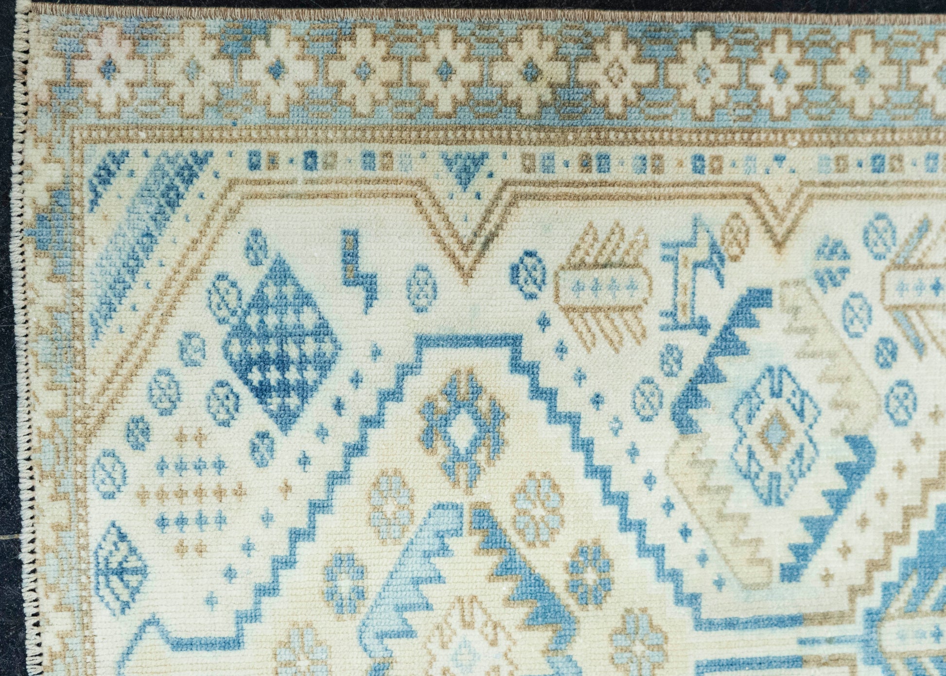 Turkish Vintage Rug  2'4" x 4' #21111