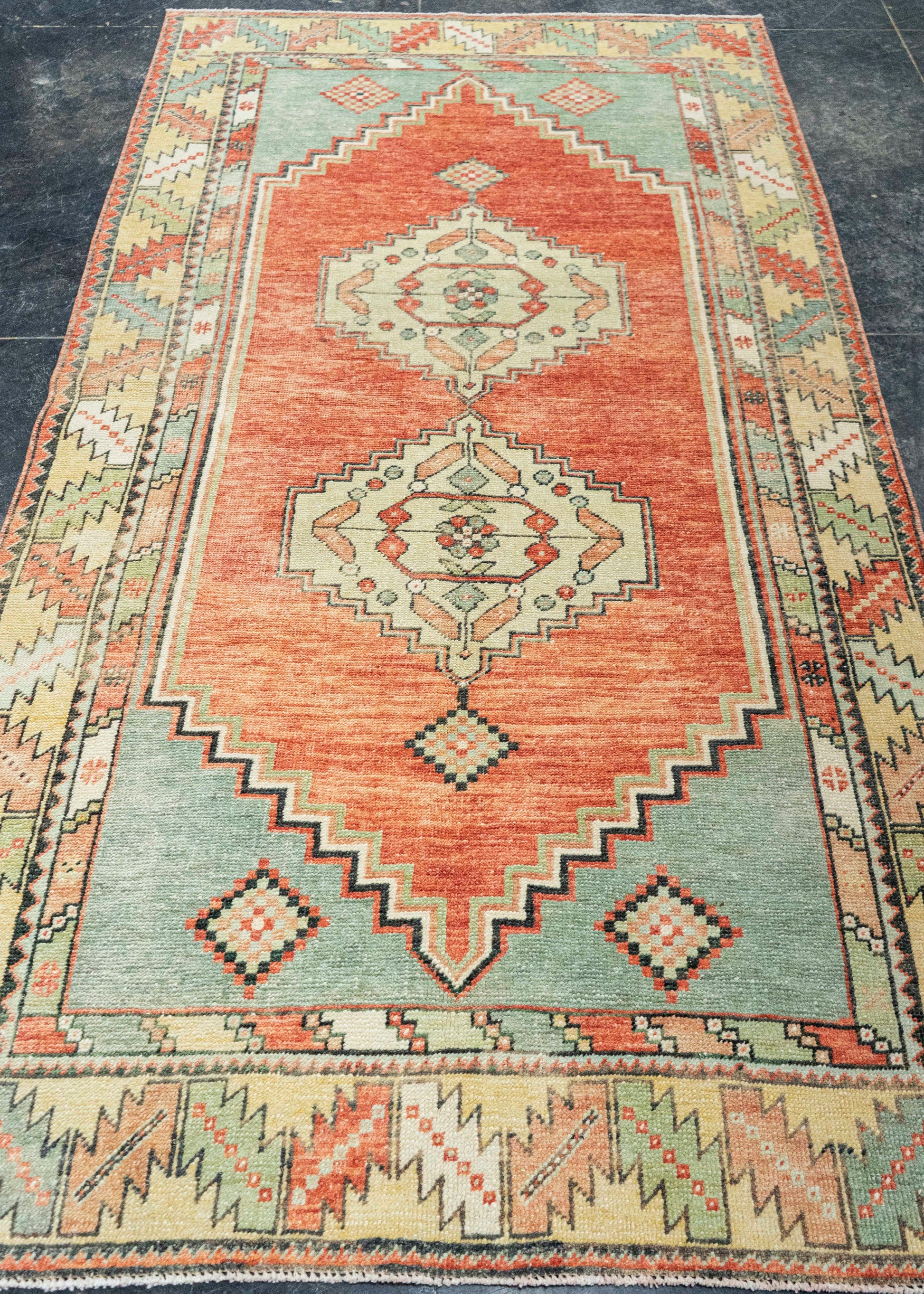 Turkish Vintage Rug  3'9" x 7'1" #21128