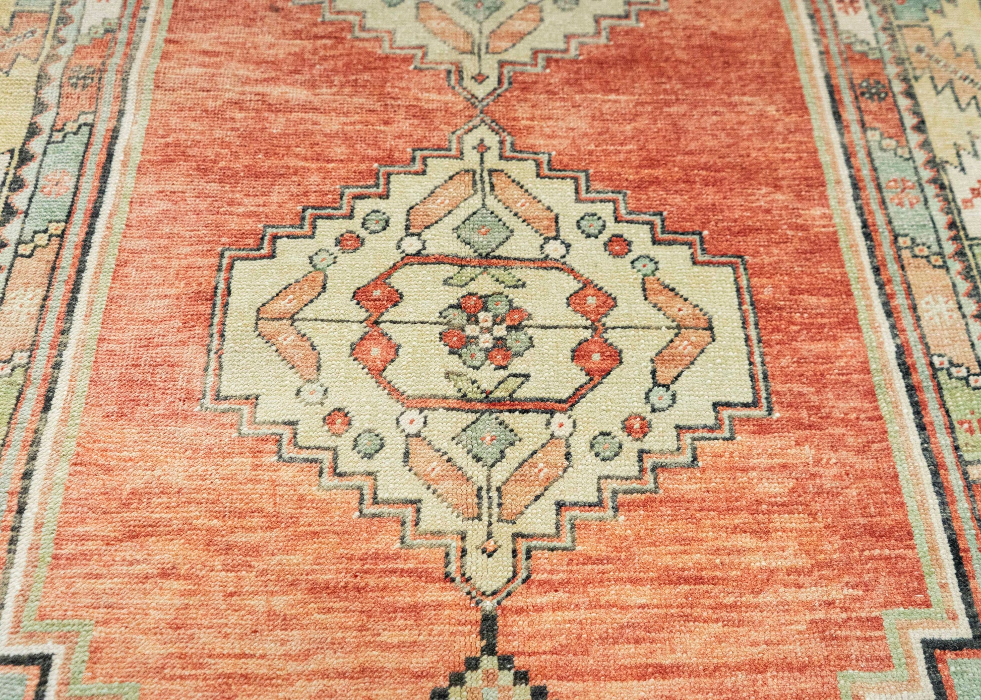 Turkish Vintage Rug  3'9" x 7'1" #21128