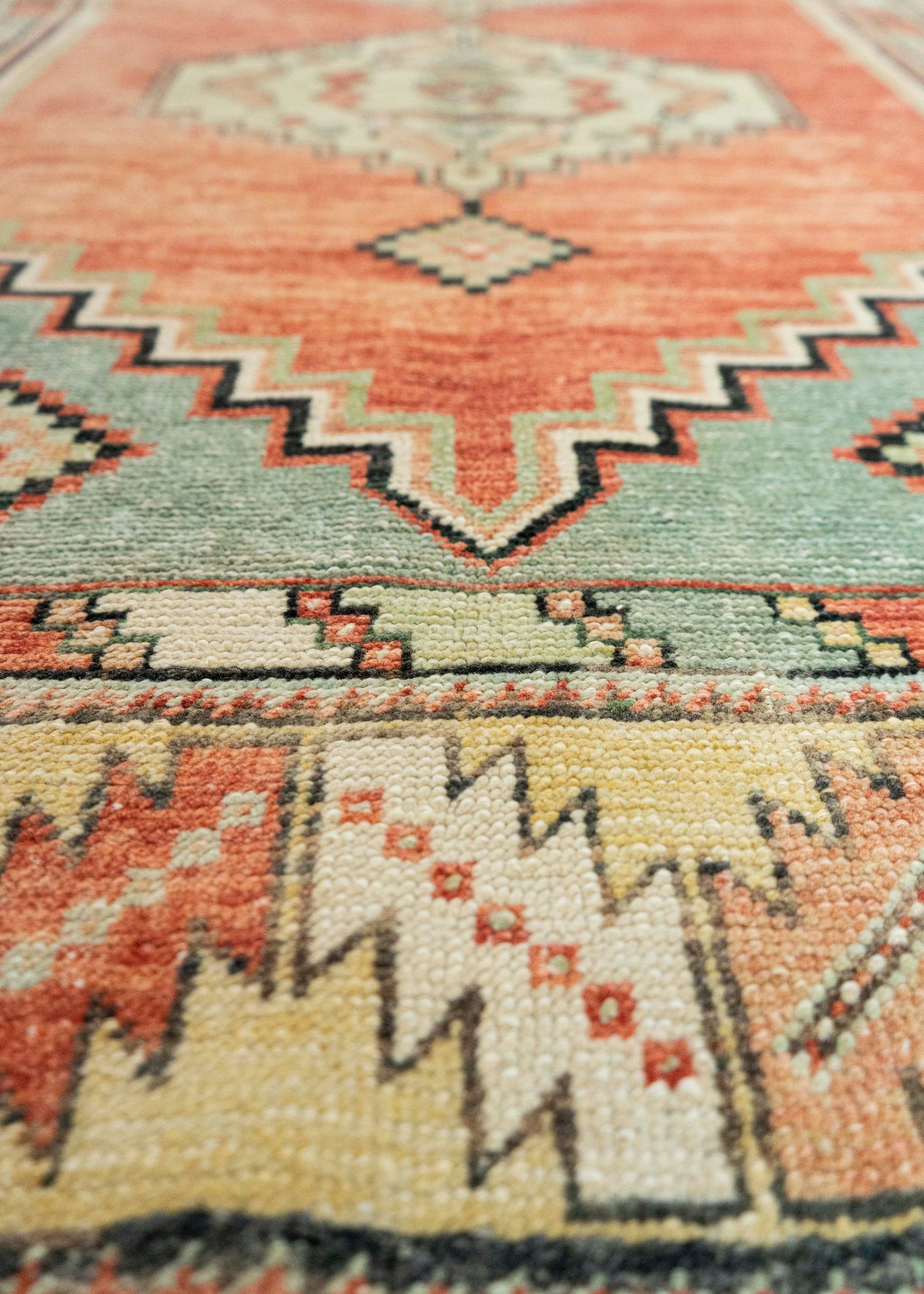 Turkish Vintage Rug  3'9" x 7'1" #21128