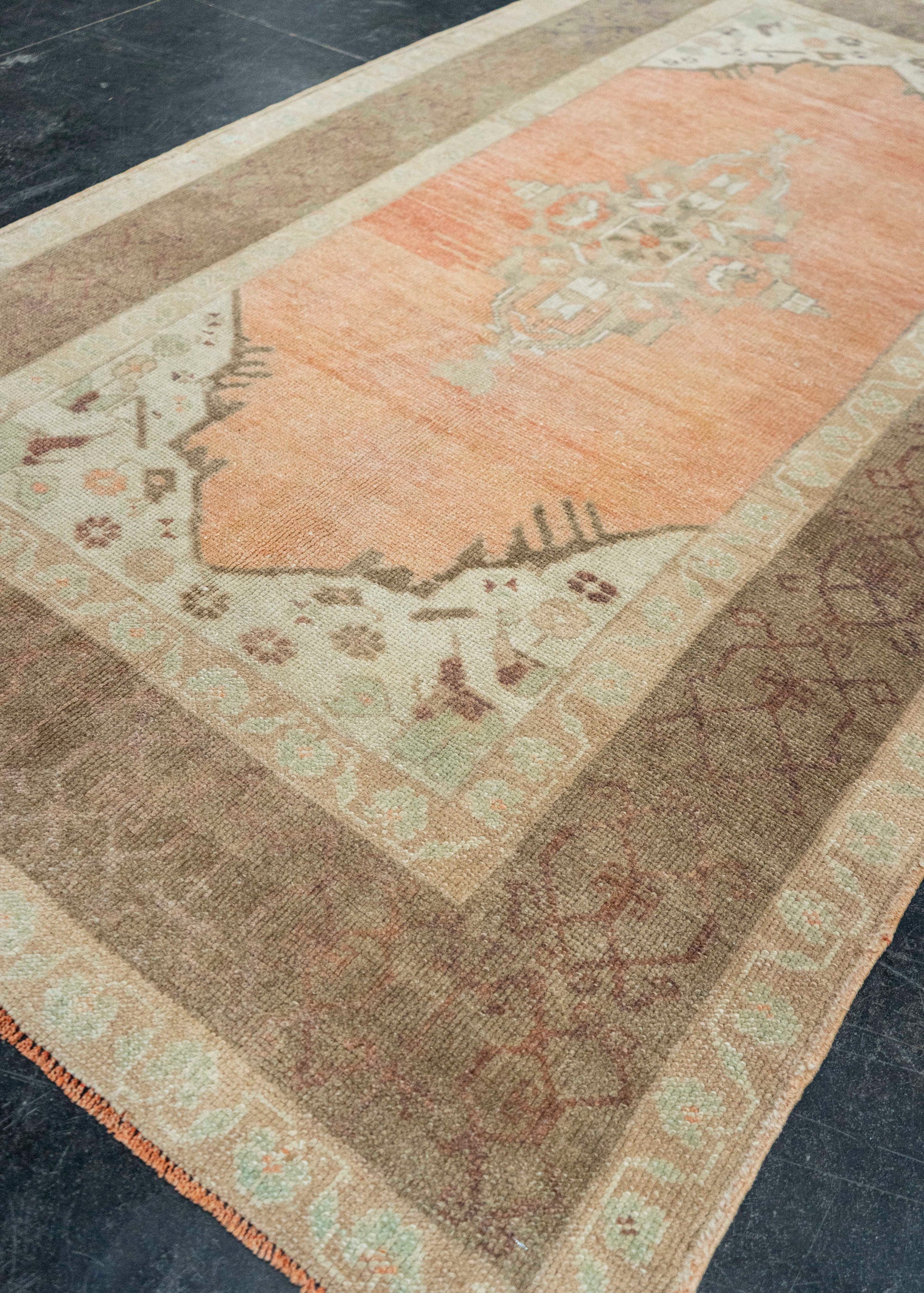Turkish Vintage Rug  4' x 7'3" #21002