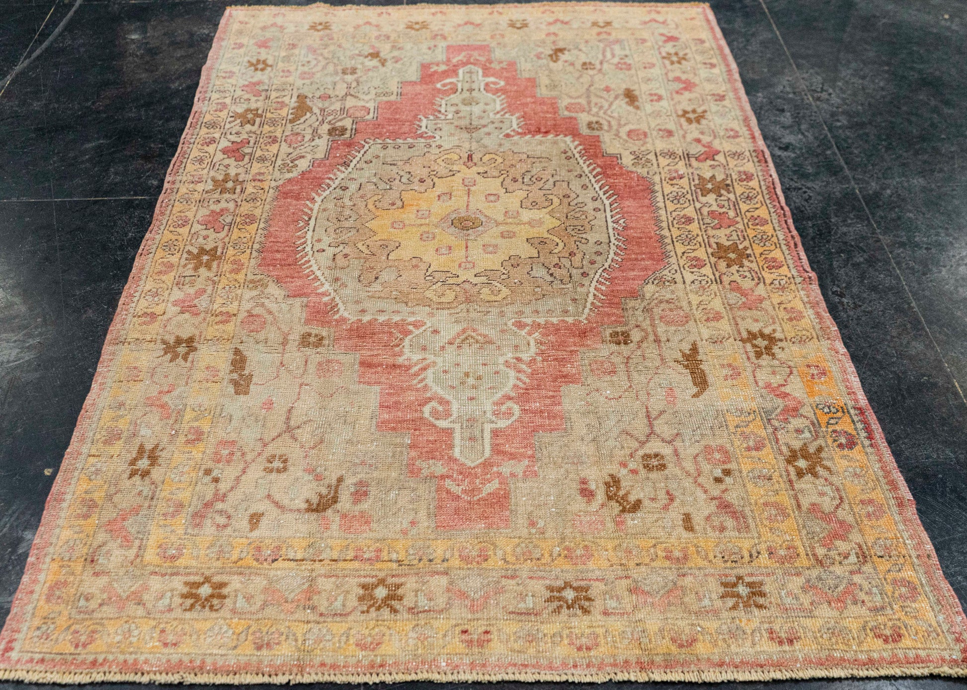 Turkish Vintage Rug  4' x 6'3" #21318