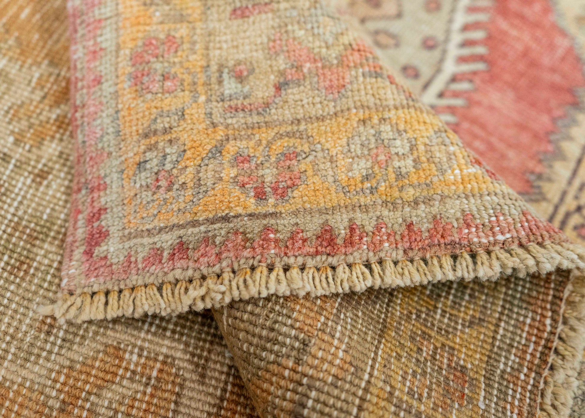 Turkish Vintage Rug  4' x 6'3" #21318