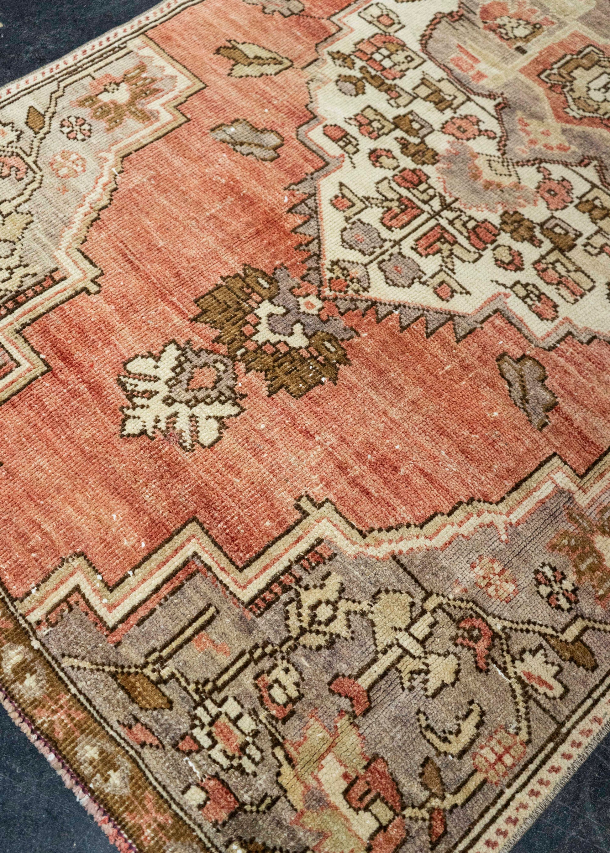 Turkish Vintage Rug  3'5" x 7'3" #21319