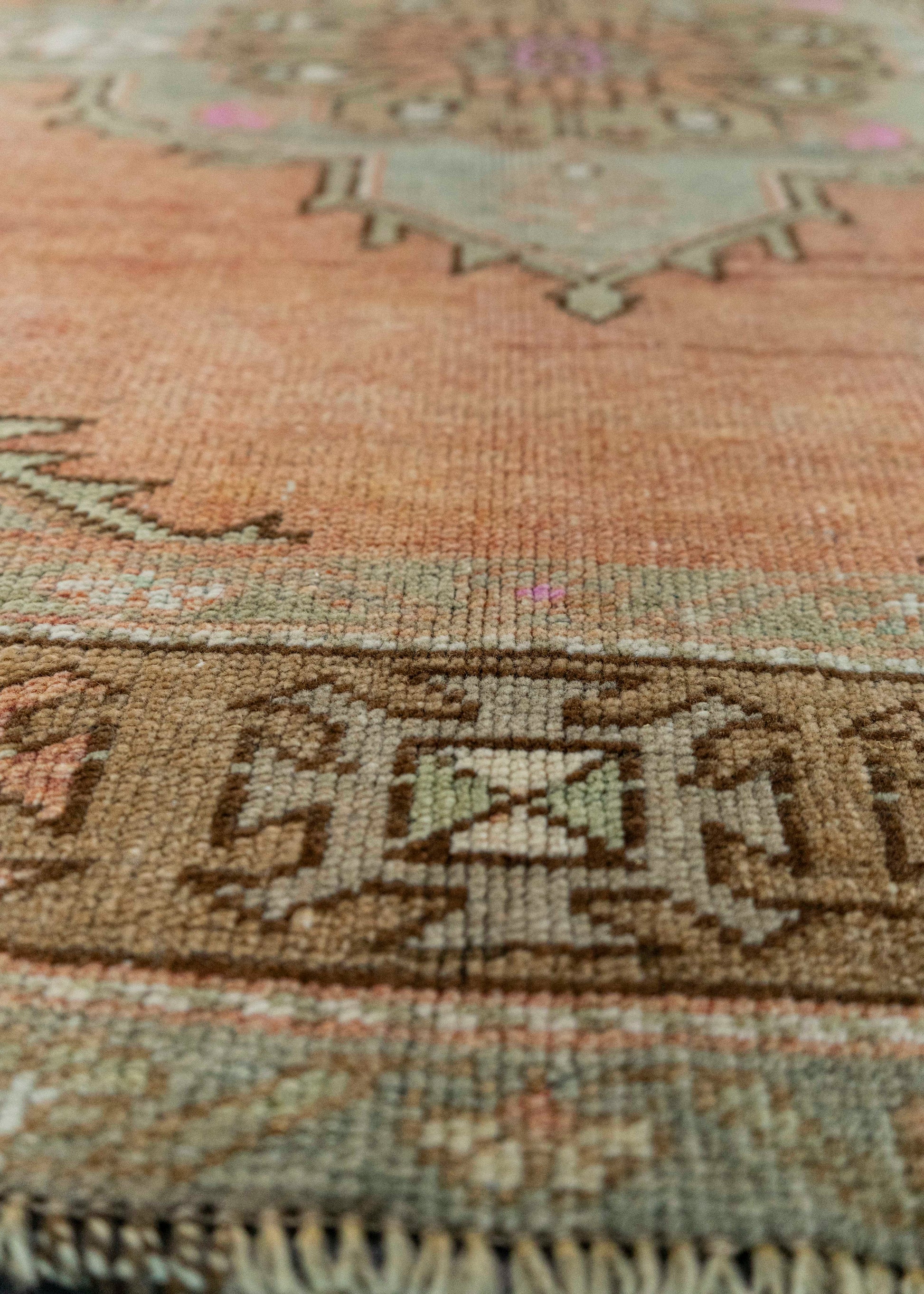 Turkish Vintage Rug  4'8" x 9'8" #21390