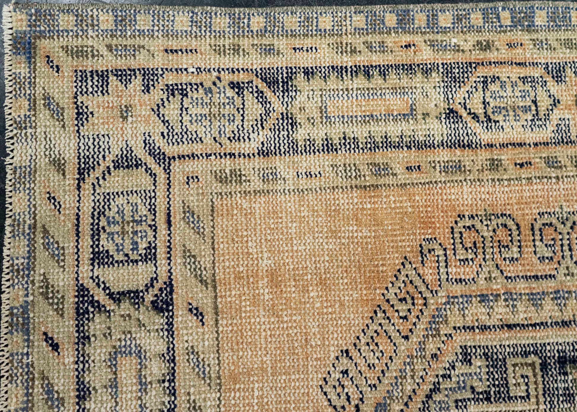 Turkish Vintage Rug  4'1" x 11'4" #21392