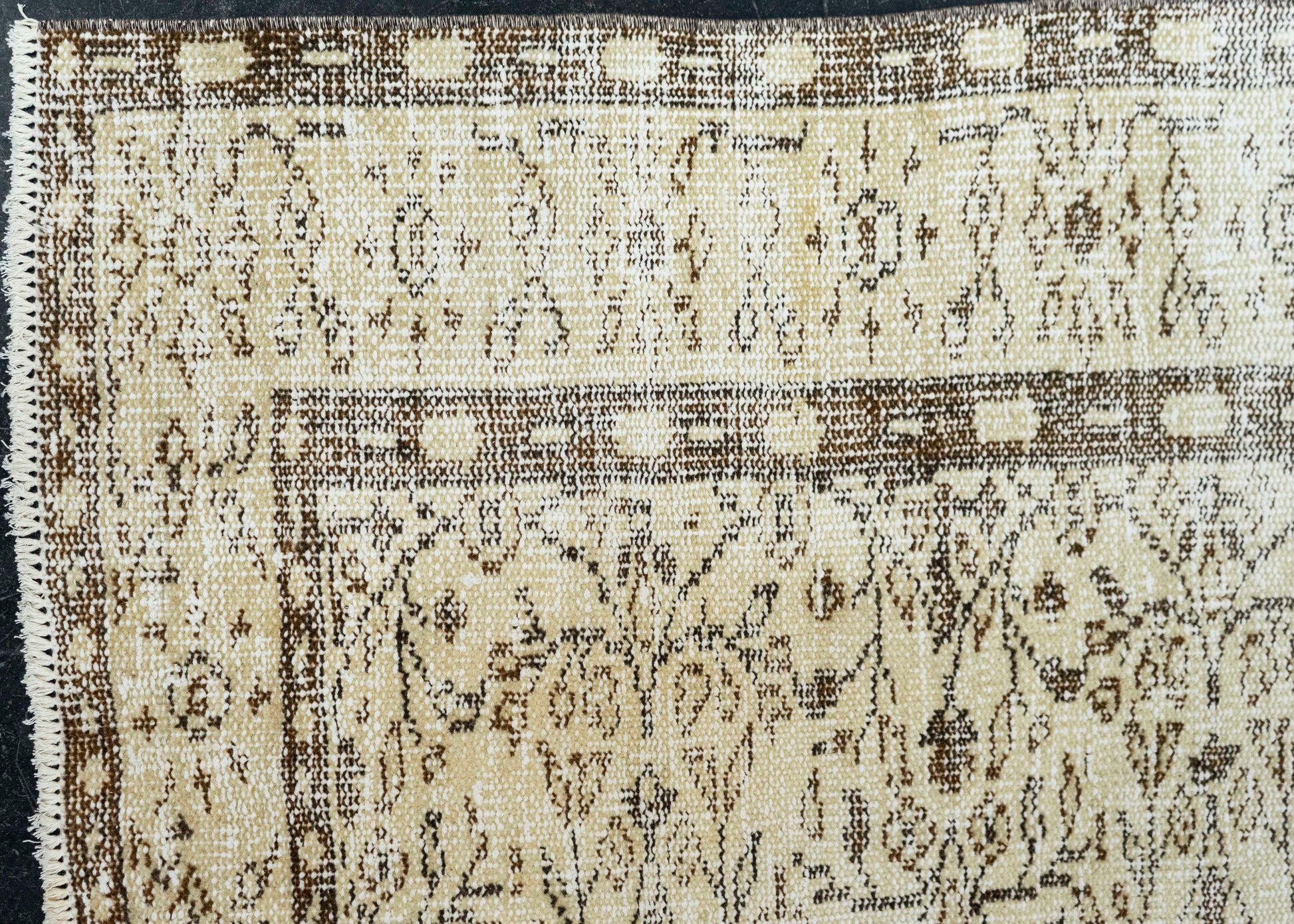 Turkish Vintage Rug  5'5" x 8'10" #21397