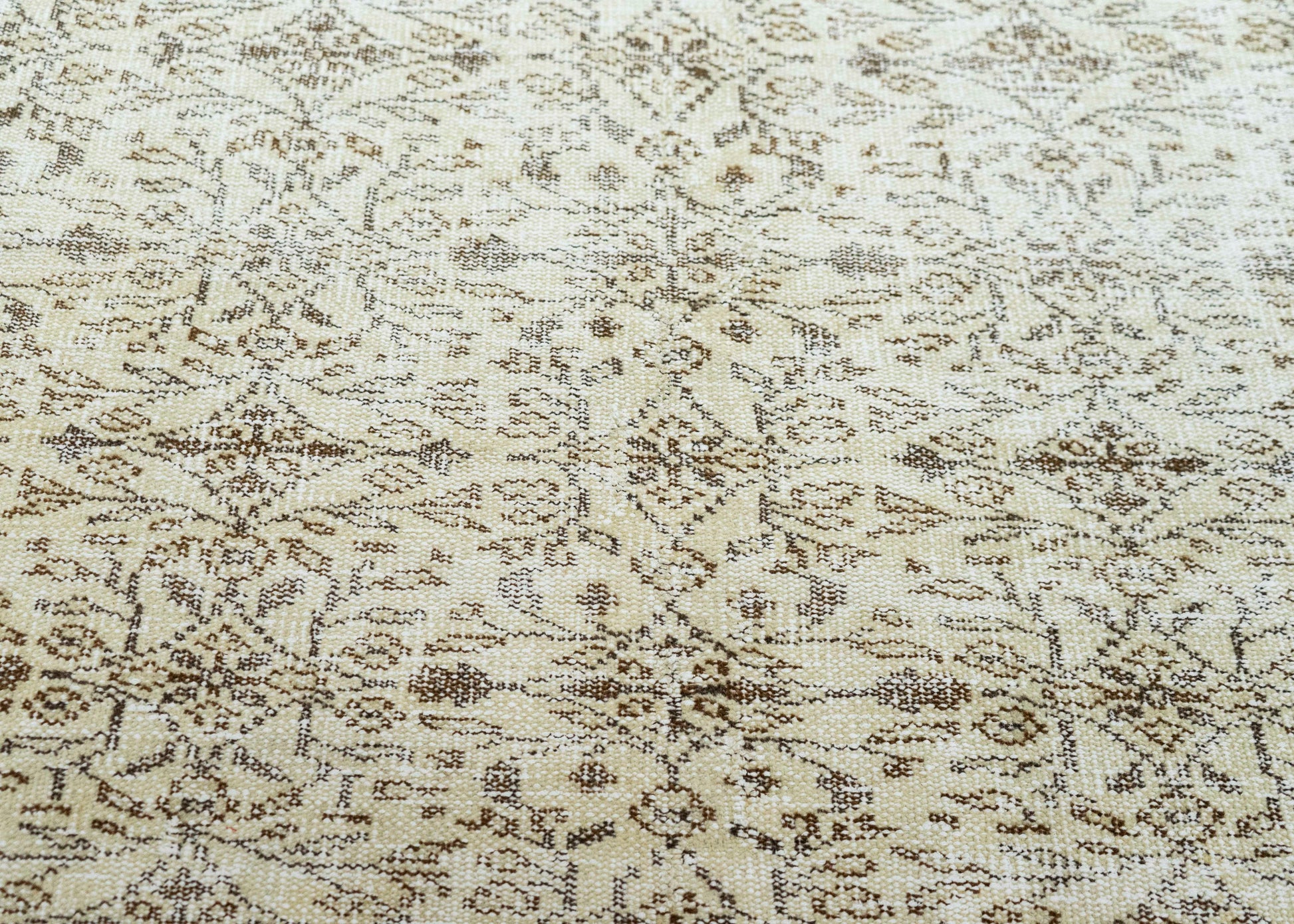 Turkish Vintage Rug  5'5" x 8'10" #21397